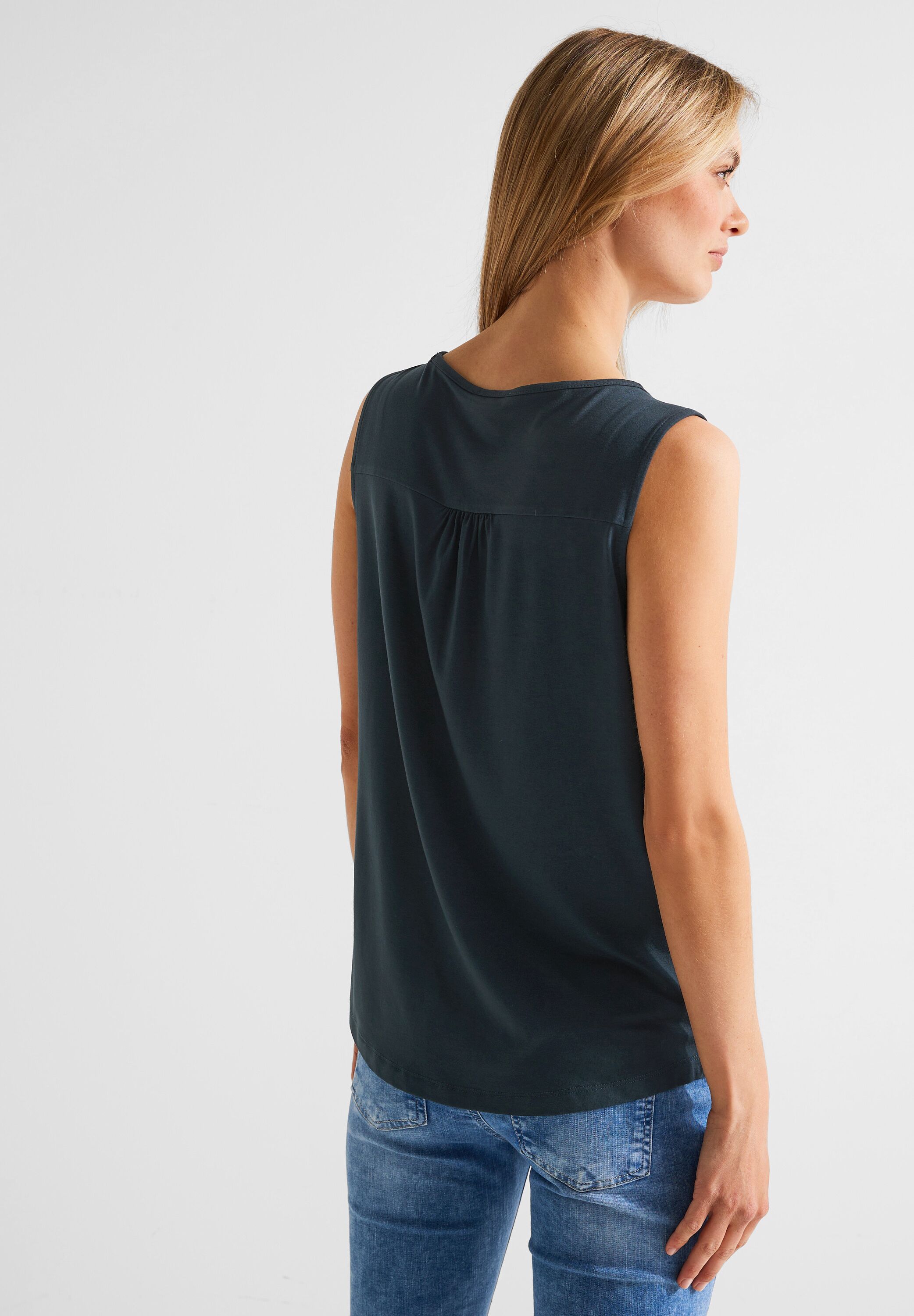 Basic Top in Unifarbe