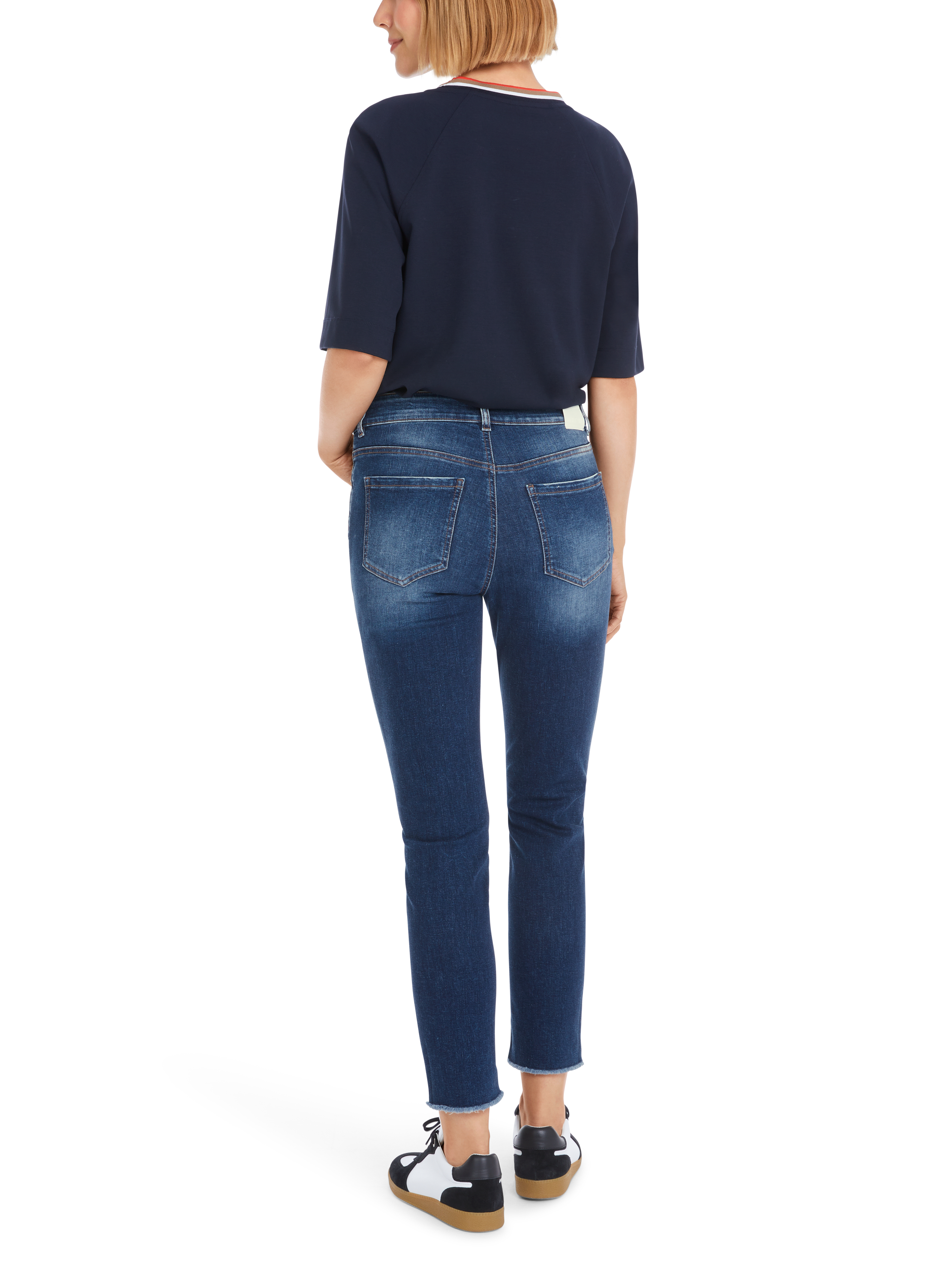 Jeans Modell SILEA mit Used-Waschung