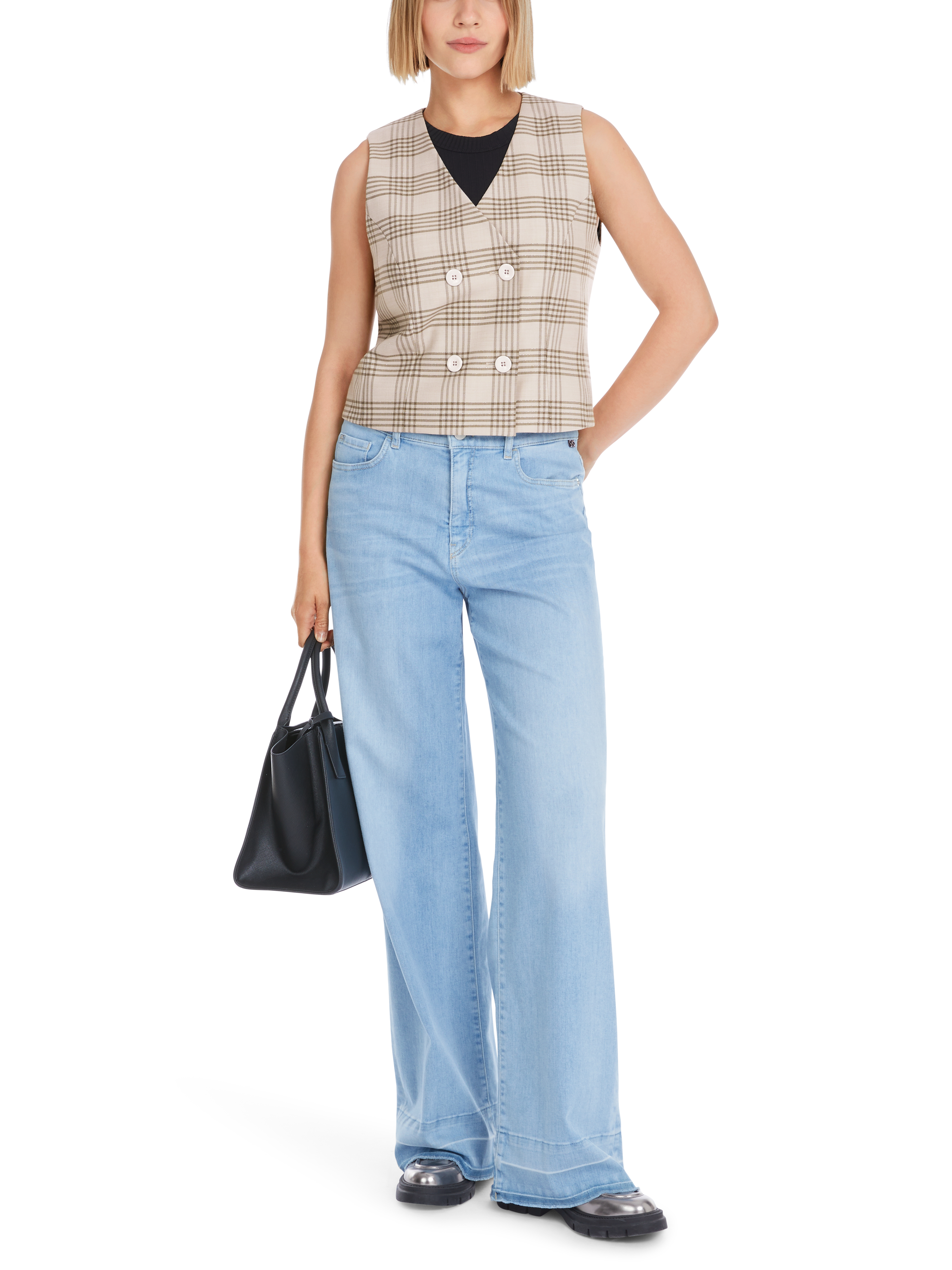 Modell WARRI aus Candiani Denim