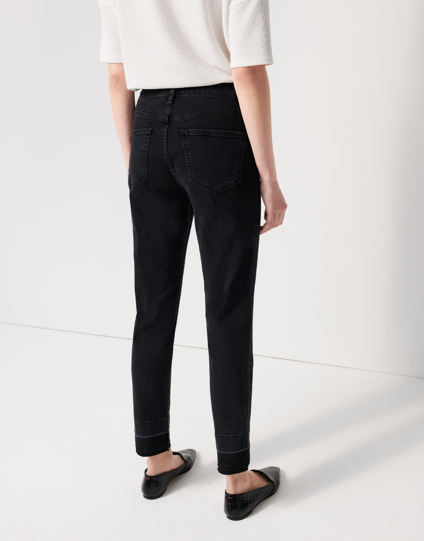 Cadey dark grey