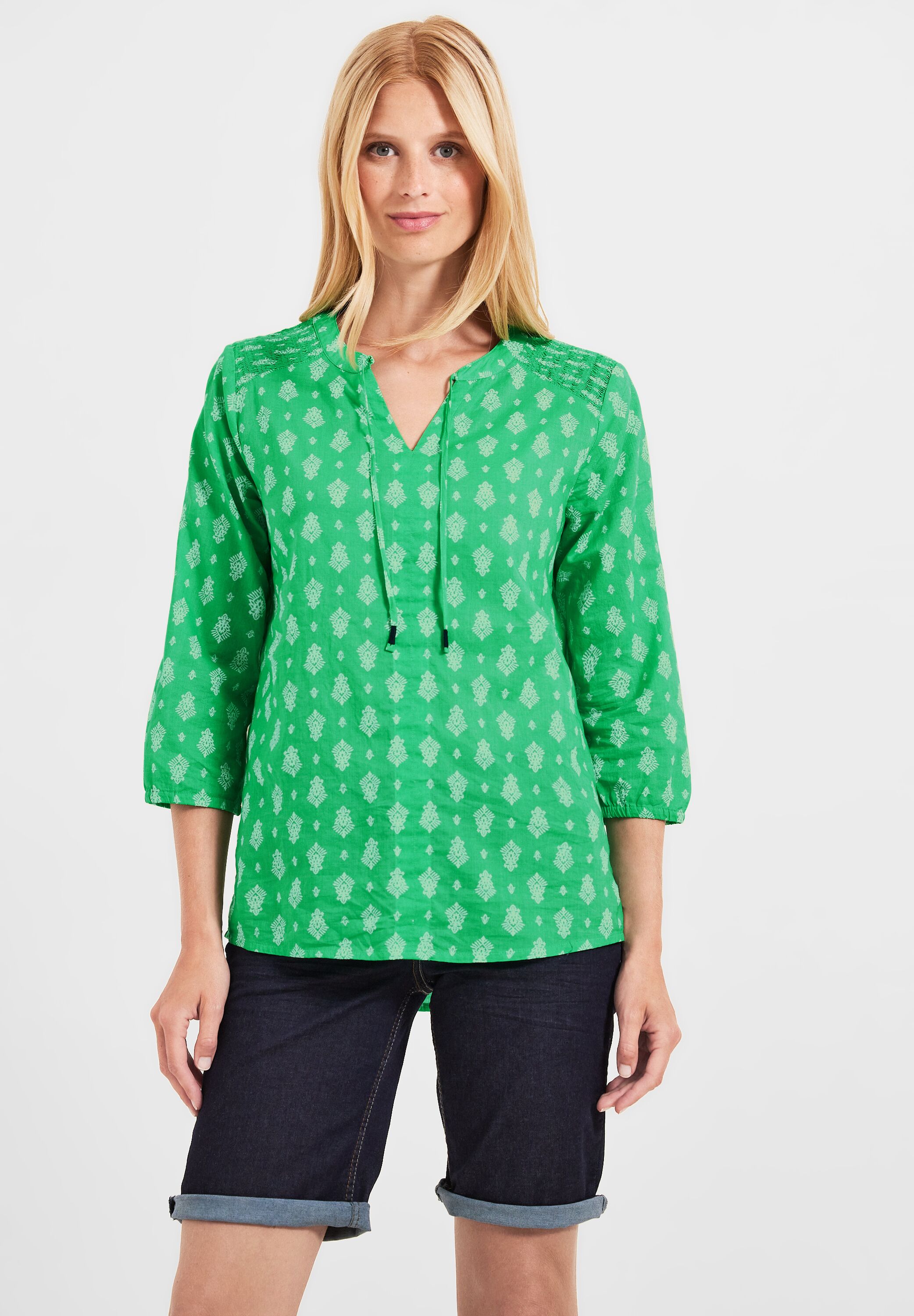 Bluse mit Minimalprint