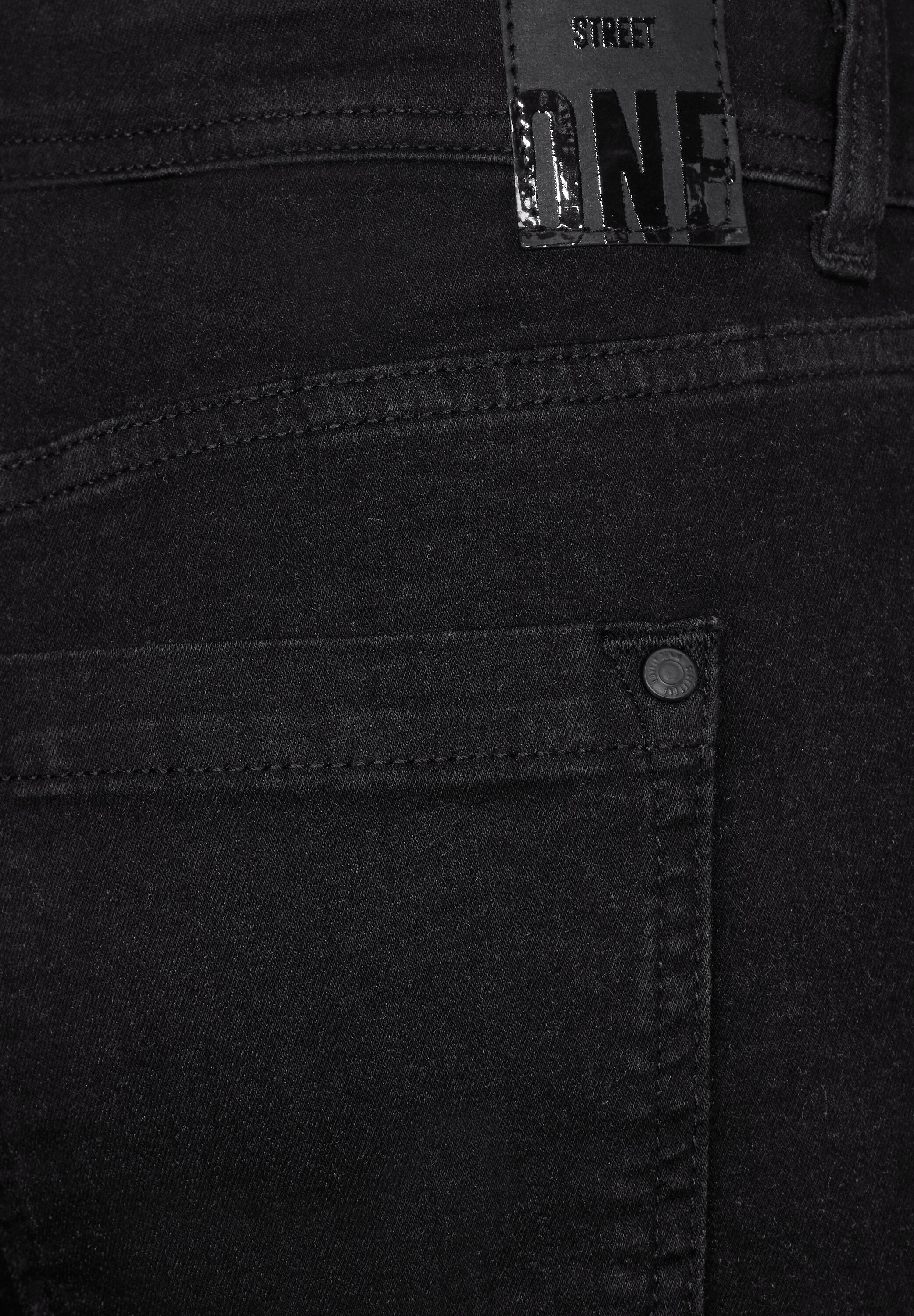 Casual Fit Jeans
