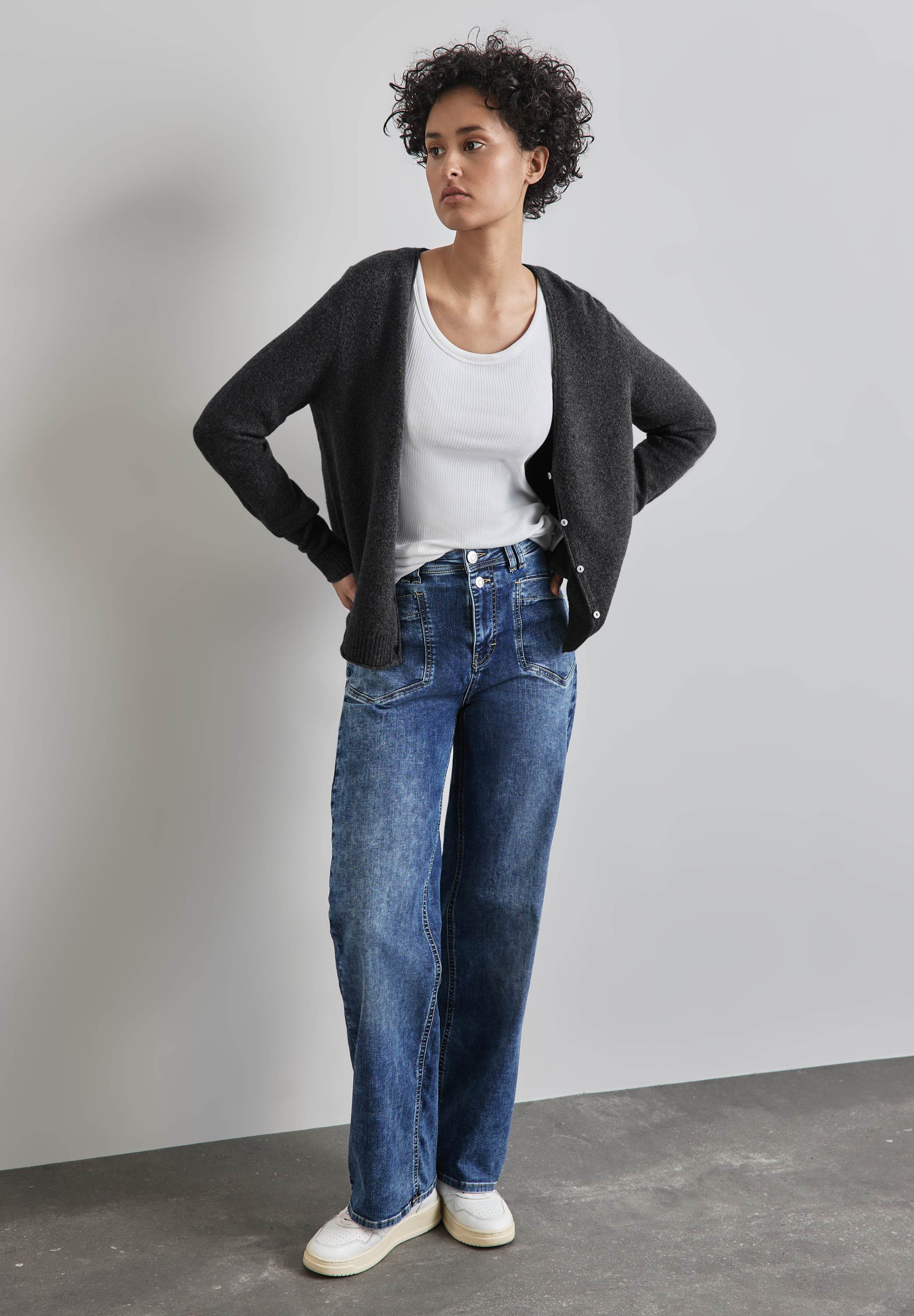 Kurzer Cardigan