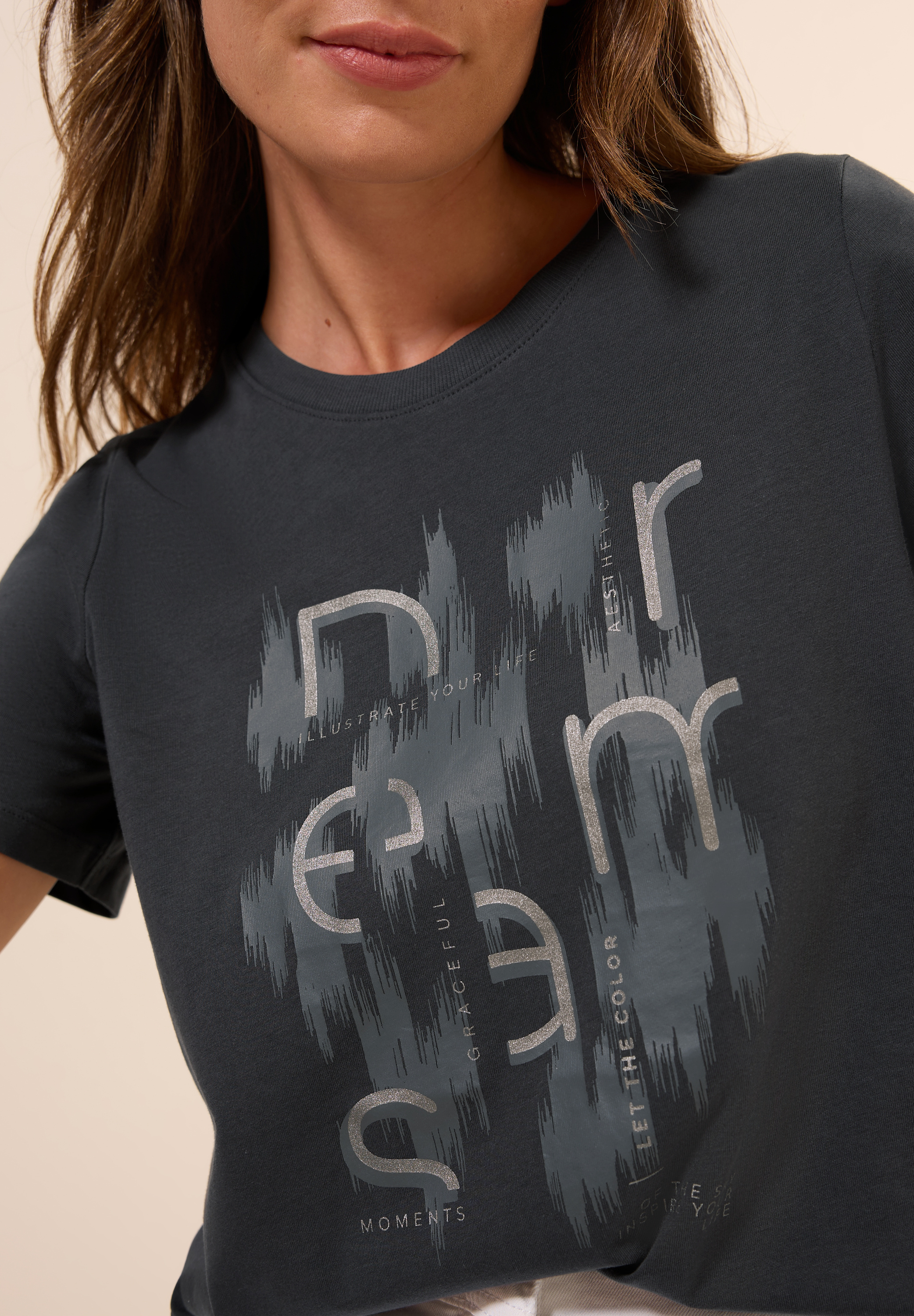 T-Shirt mit Folienprint