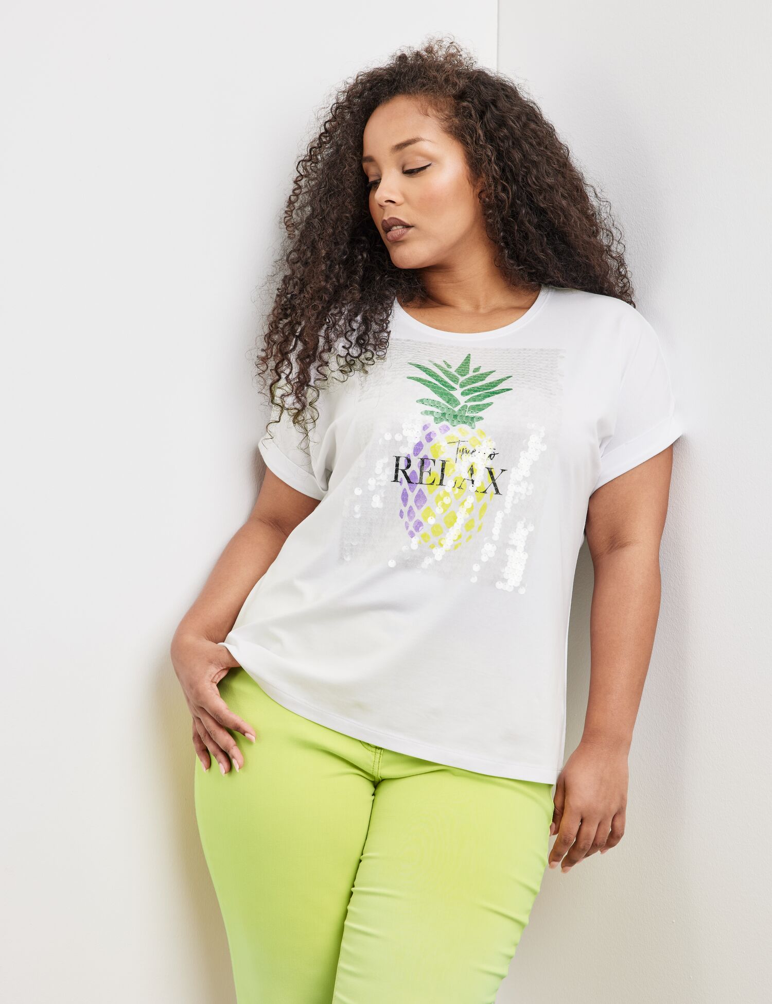 T-Shirt mit Frontprint und Pailletten-Dekor