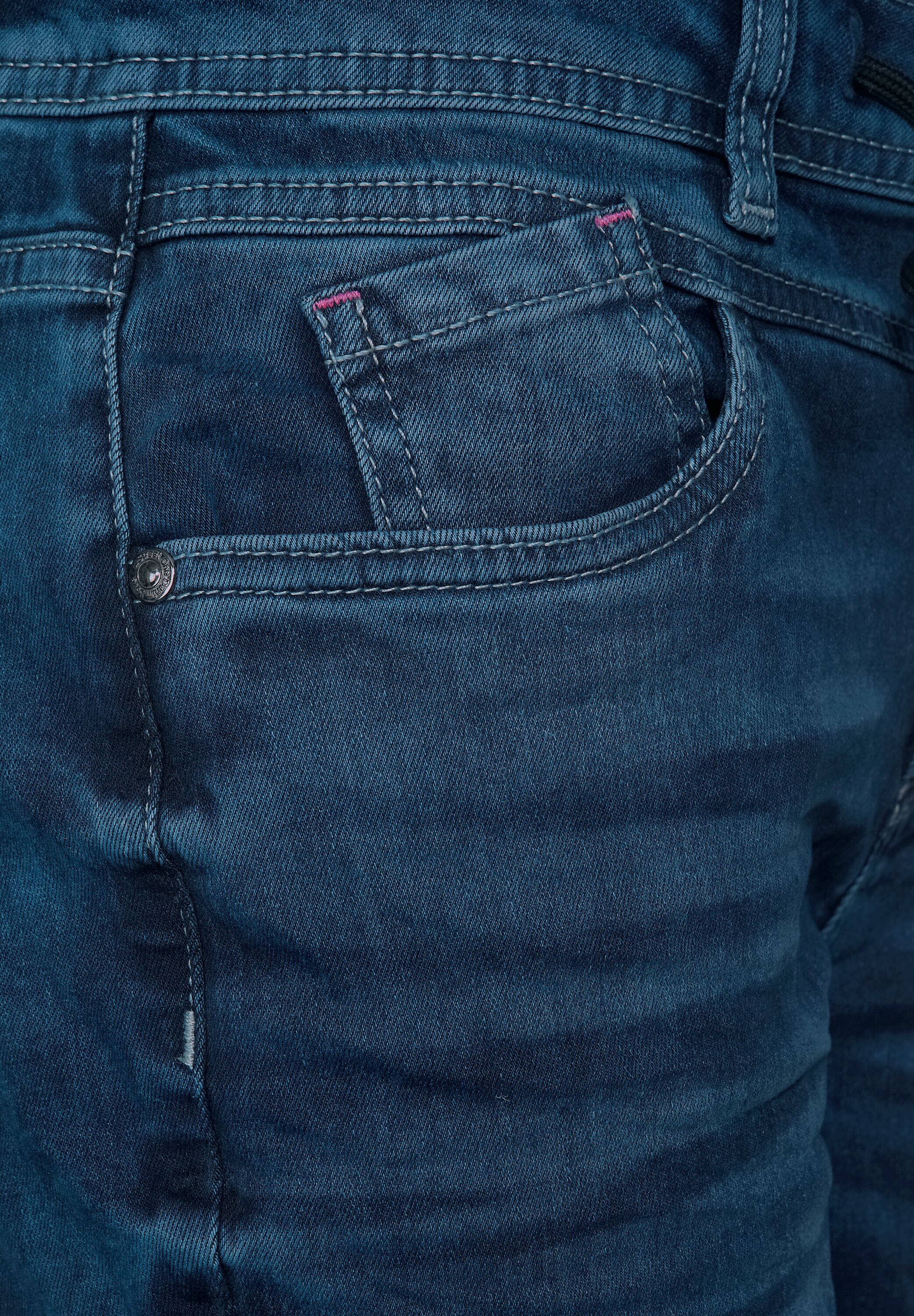 Loose Fit Jeans