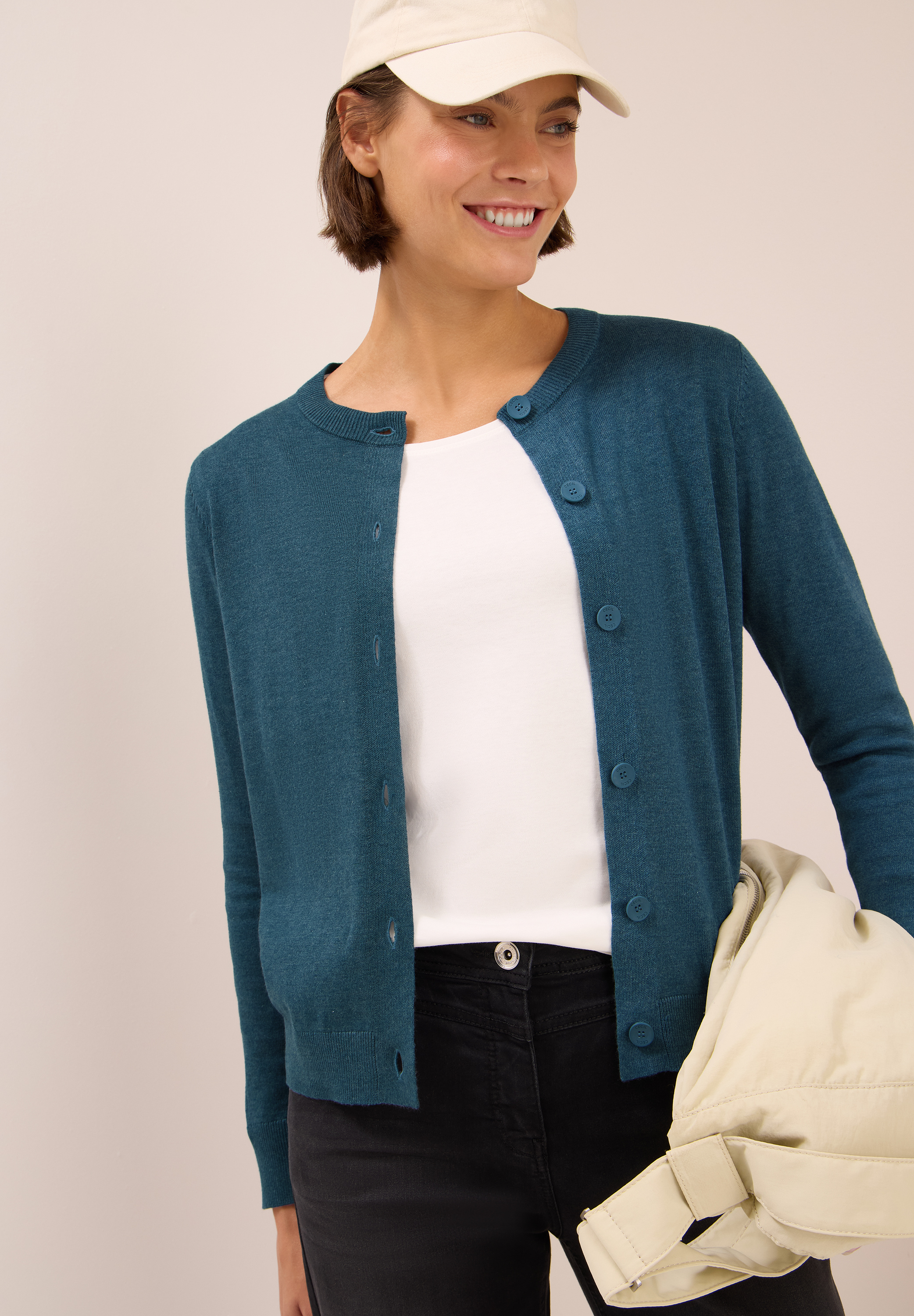 Strickjacke mit Knopfleiste