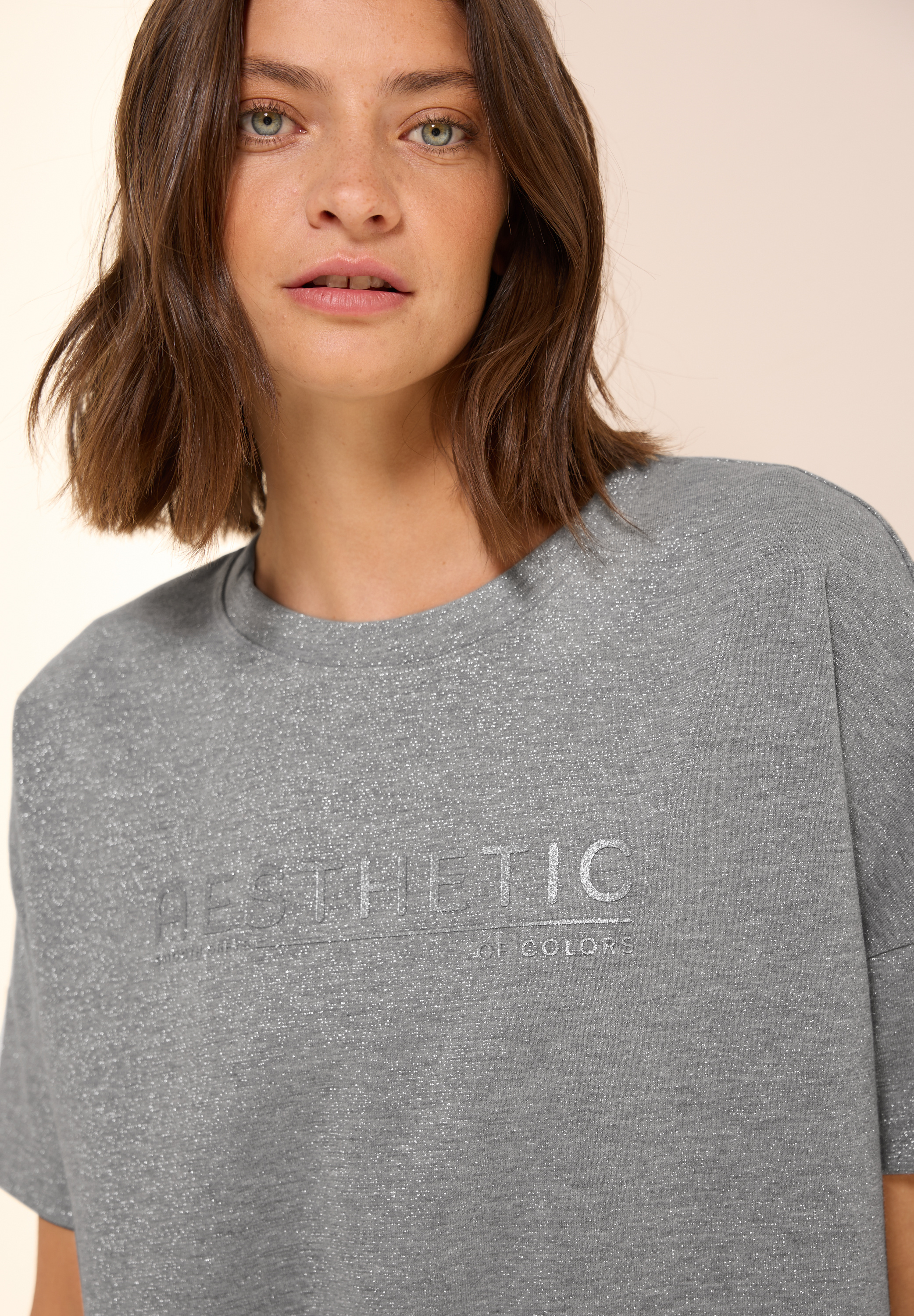 Glitzer-Shirt mit Wording