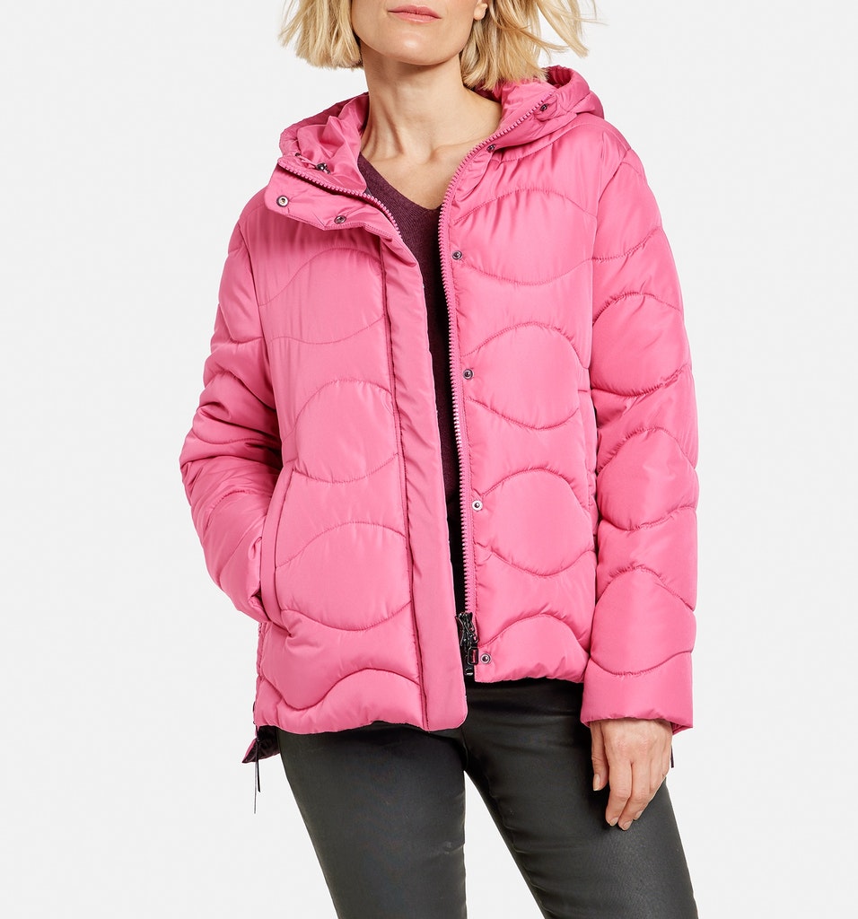 Jacke mit Wellenstepp