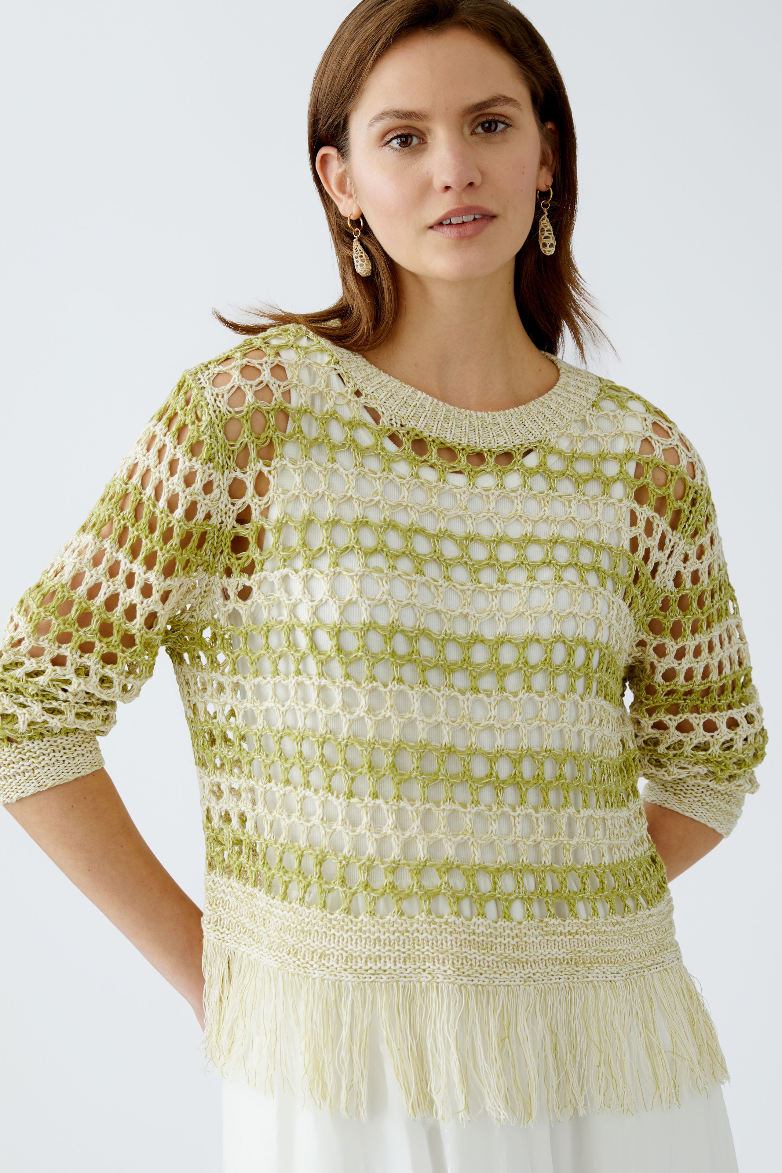 Pullover in Netzoptik