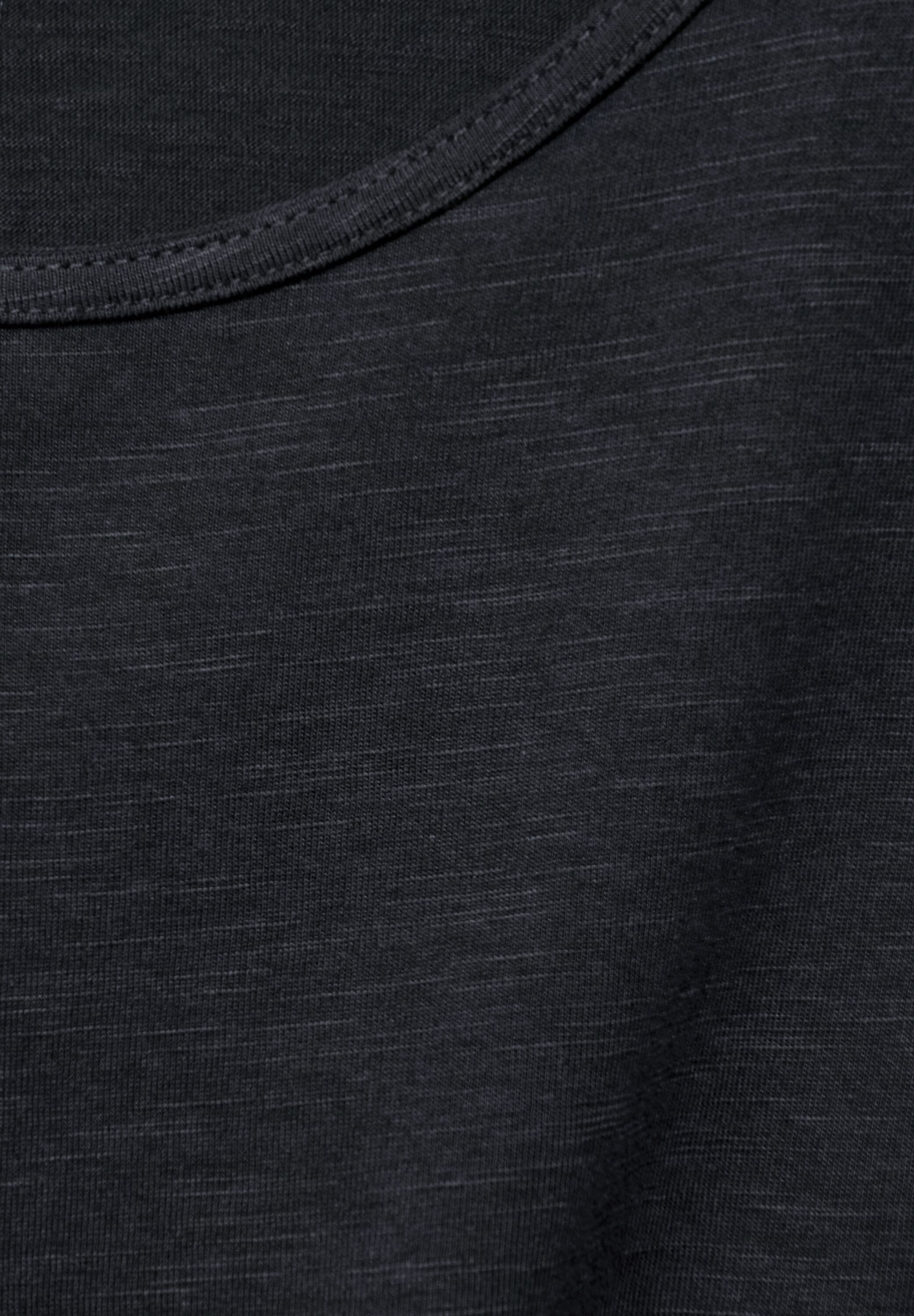 Shirt mit U-Boot Ausschnitt