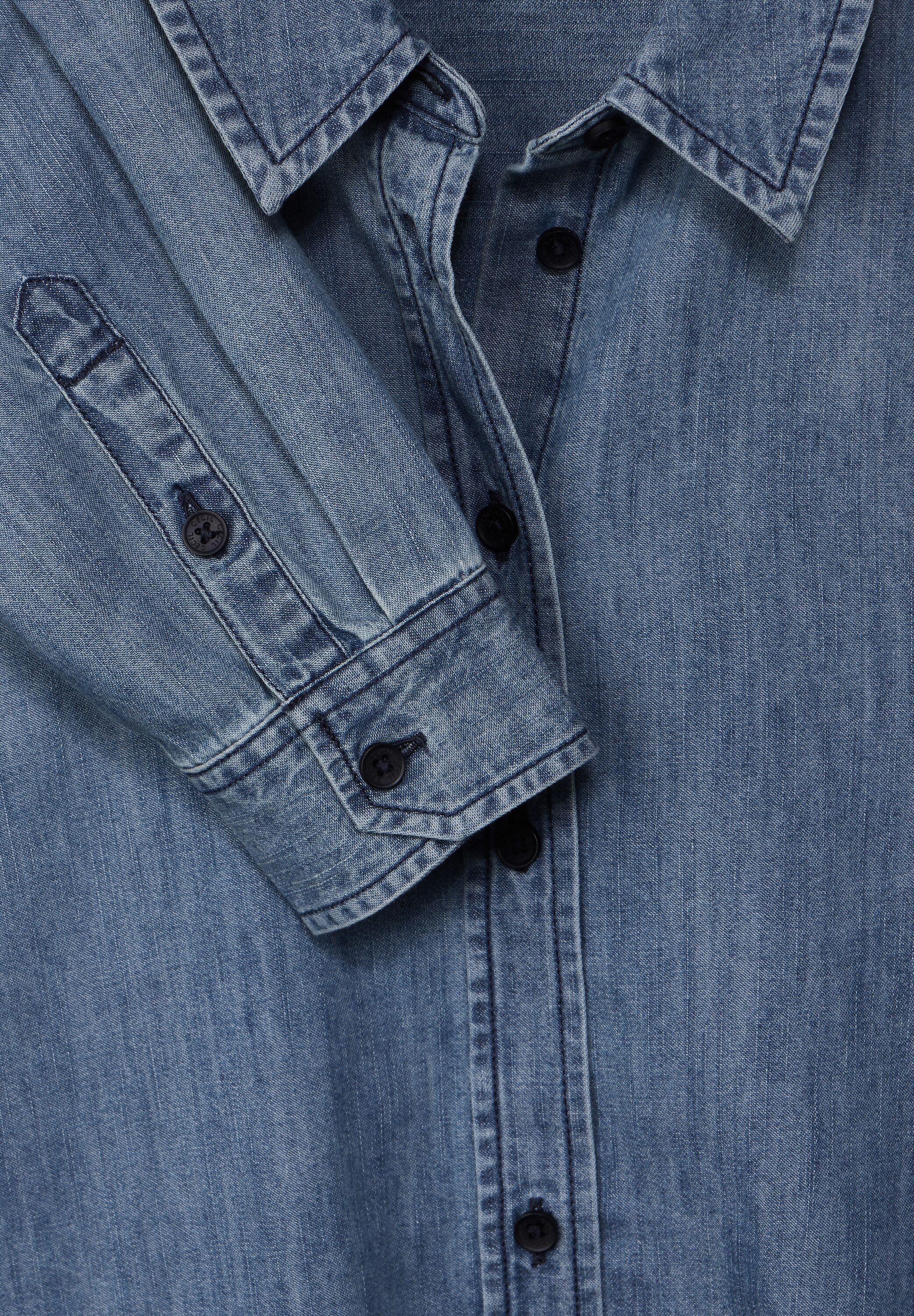 Bluse im Jeans Look