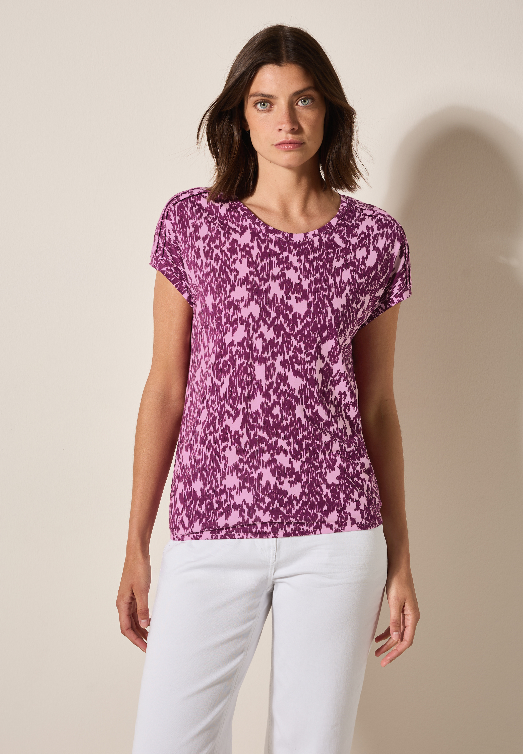 T-Shirt mit Minimal Print