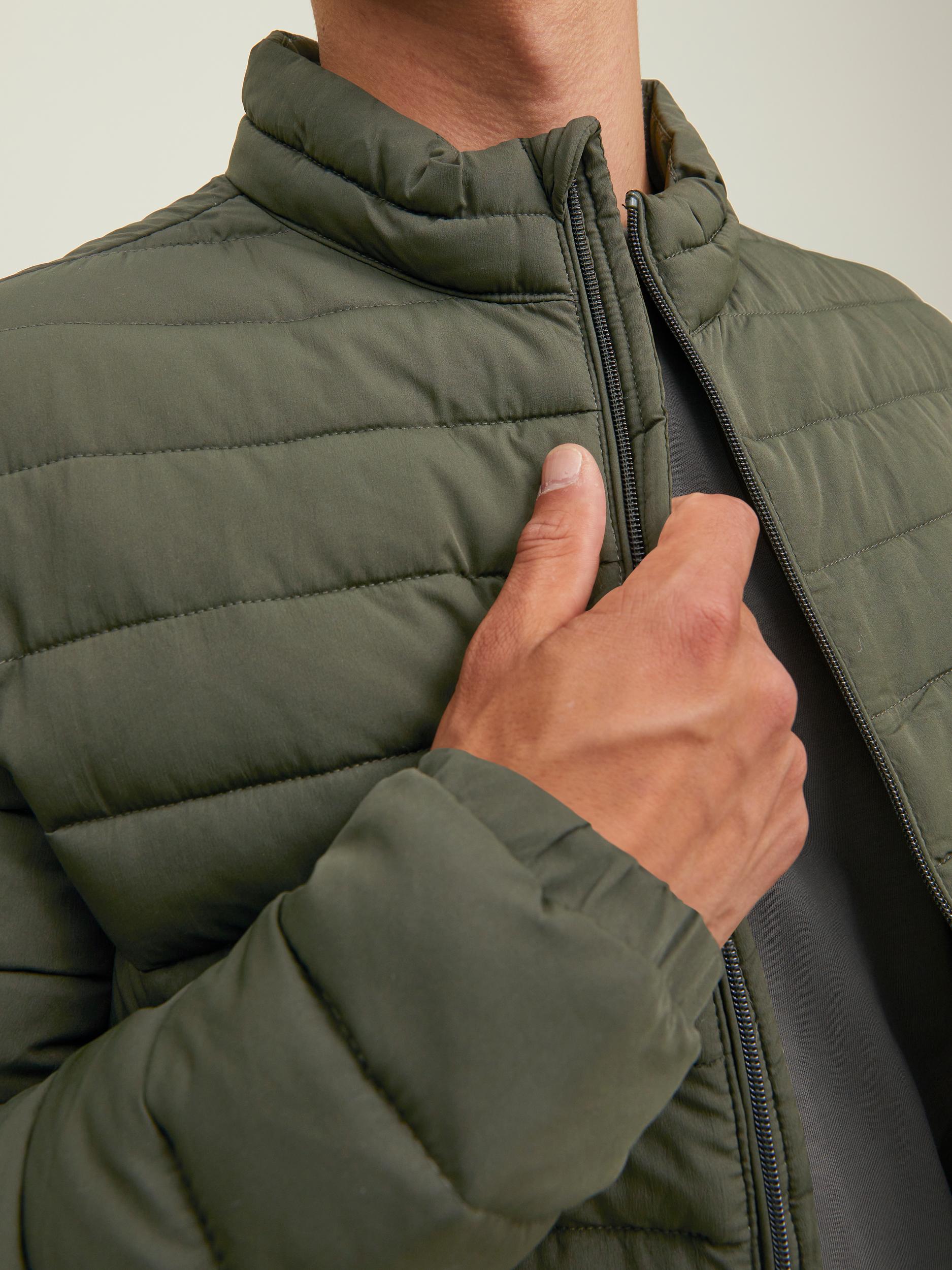 JJERECYCLE PUFFER COLLAR NOOS