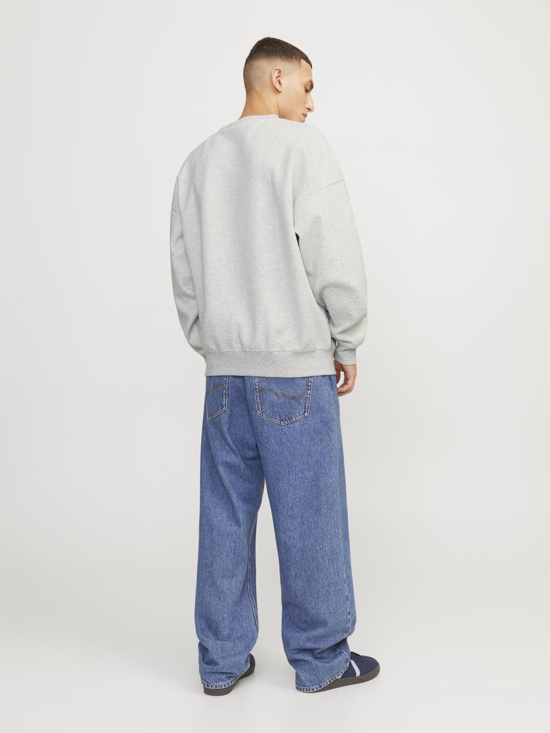 JORVIBE SPONGY SWEAT CREW NECK