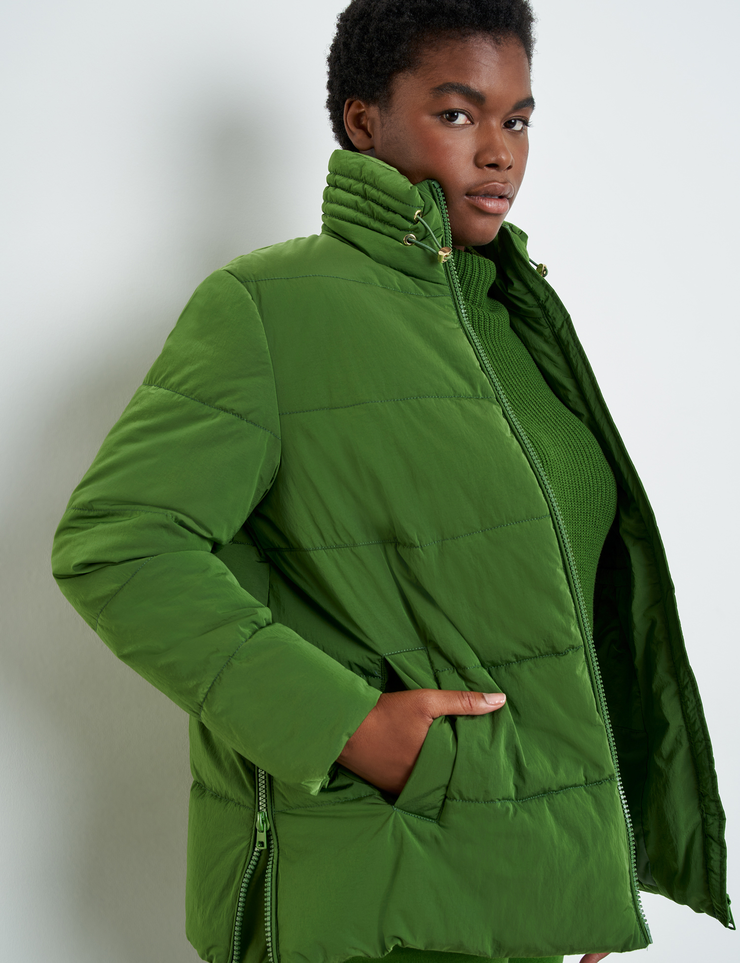 Leicht ausgestellte Steppjacke