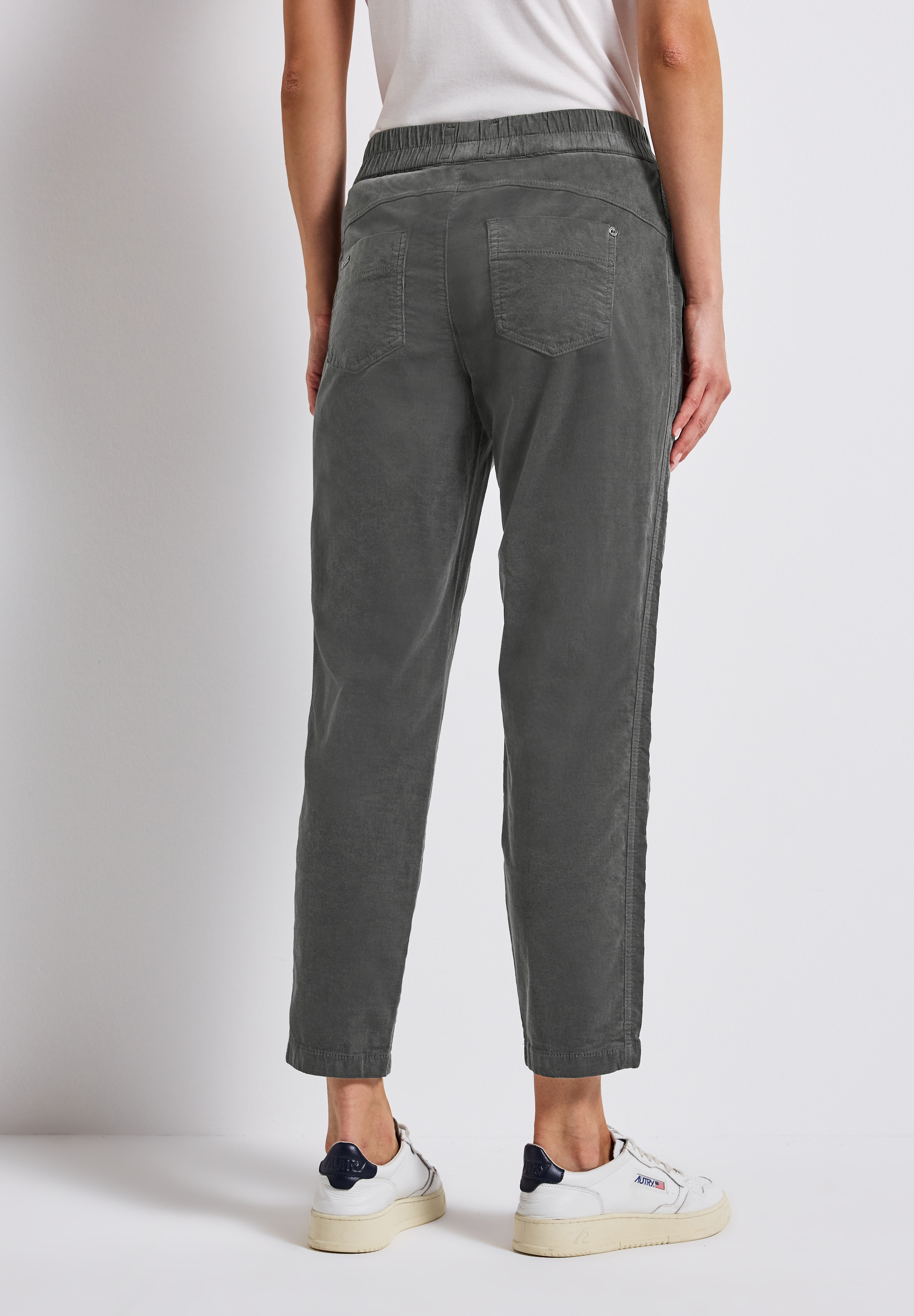 Loose Fit Cordhose