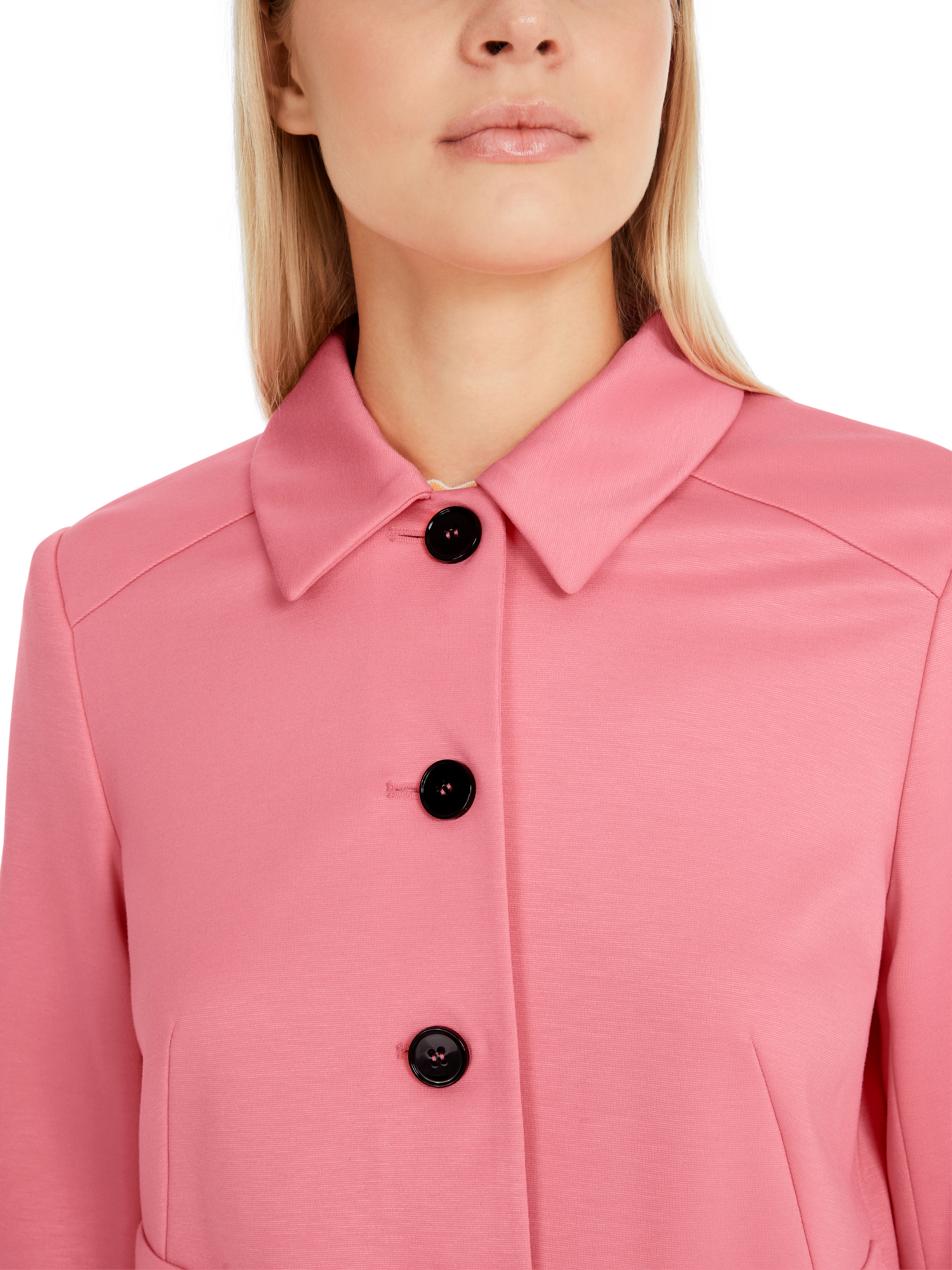 Kurze Jacke mit Kentkragen
