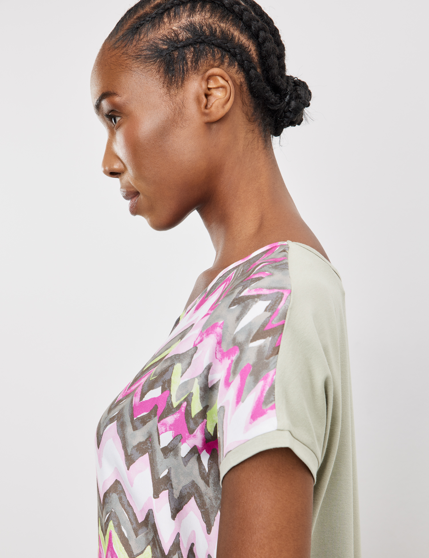 Gemustertes Kurzarmshirt