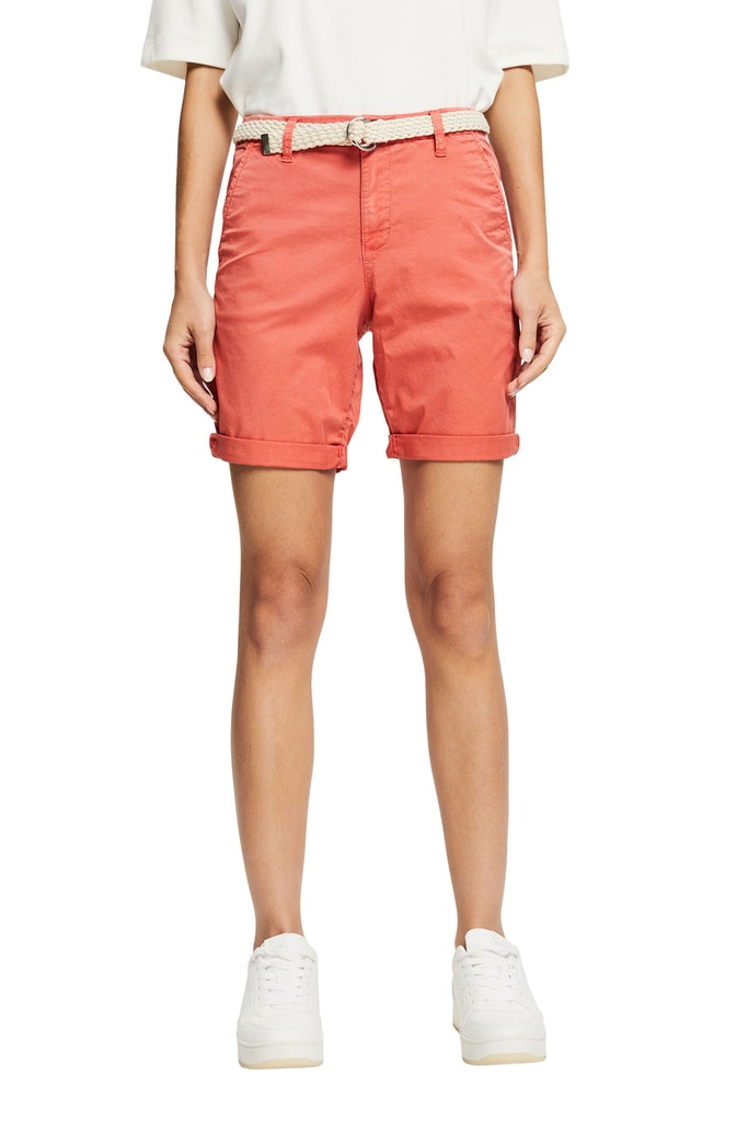 Shorts mit geflochtenem Gürtel