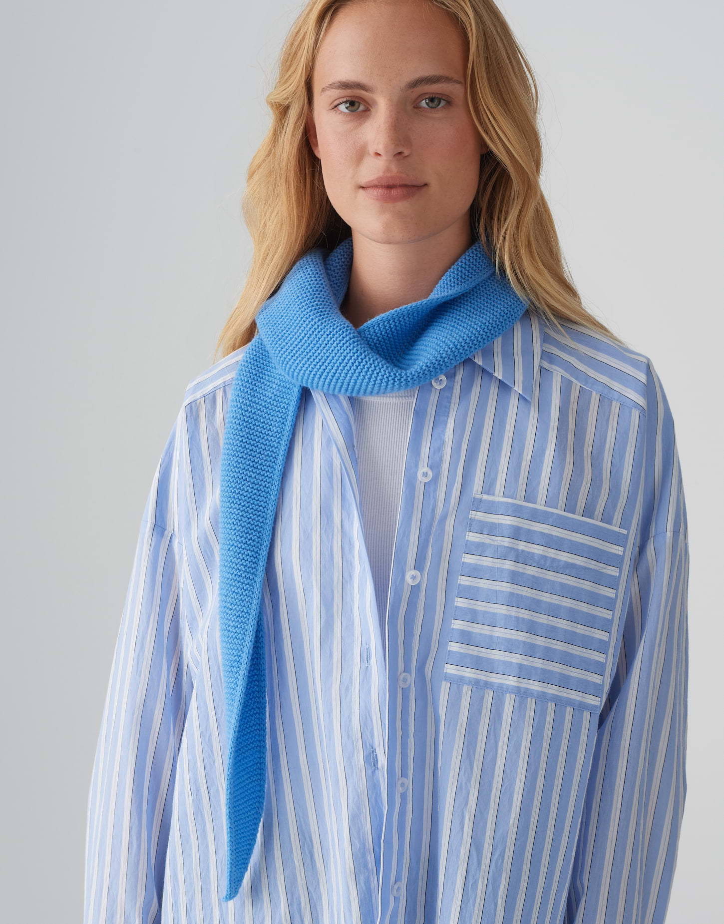 Anotti scarf