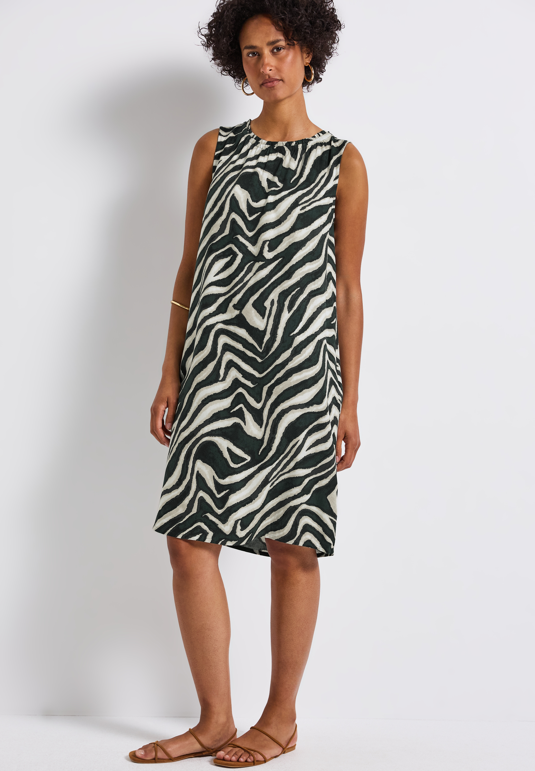 Gemustertes Kleid