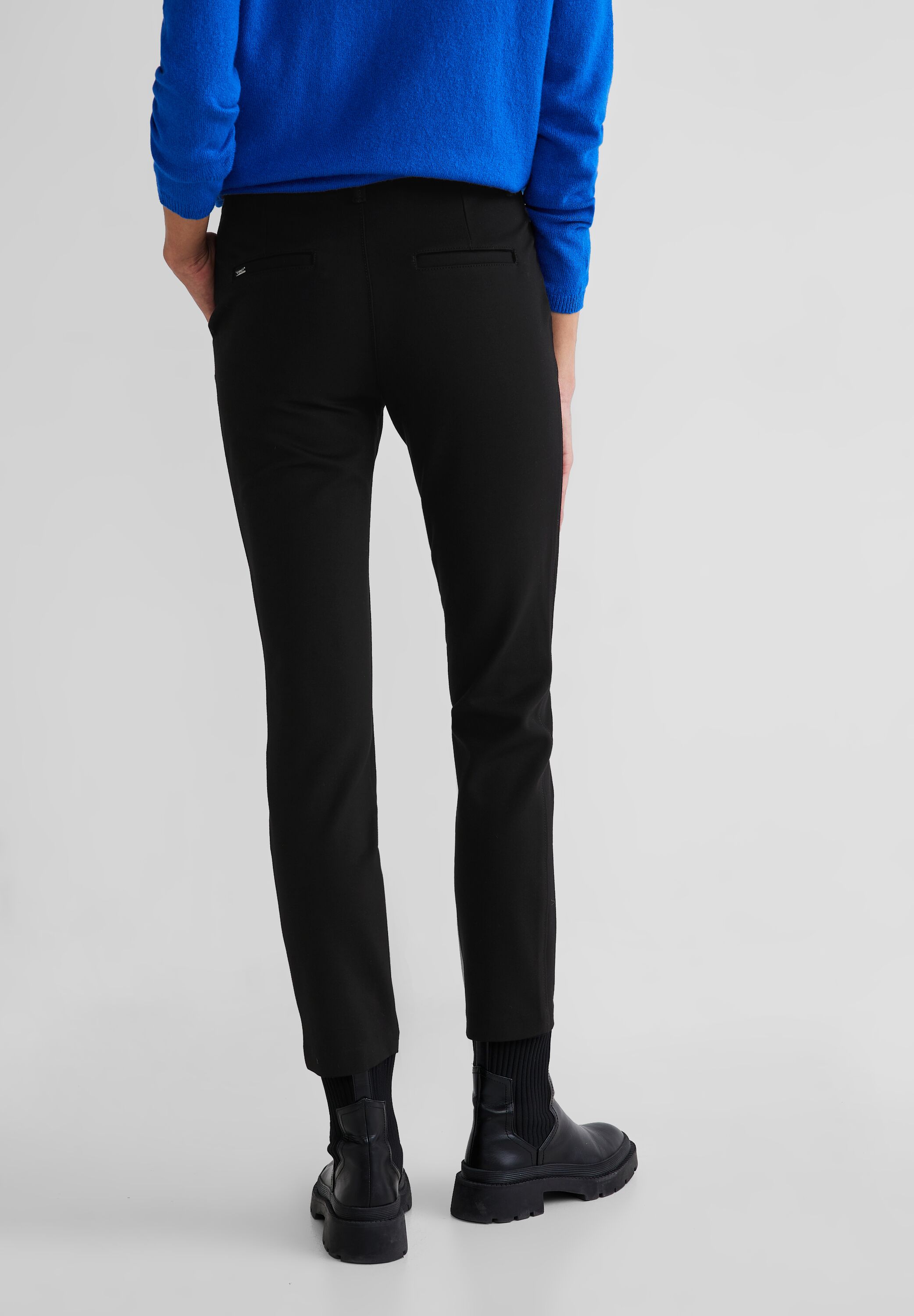 Casual Fit Chinohose