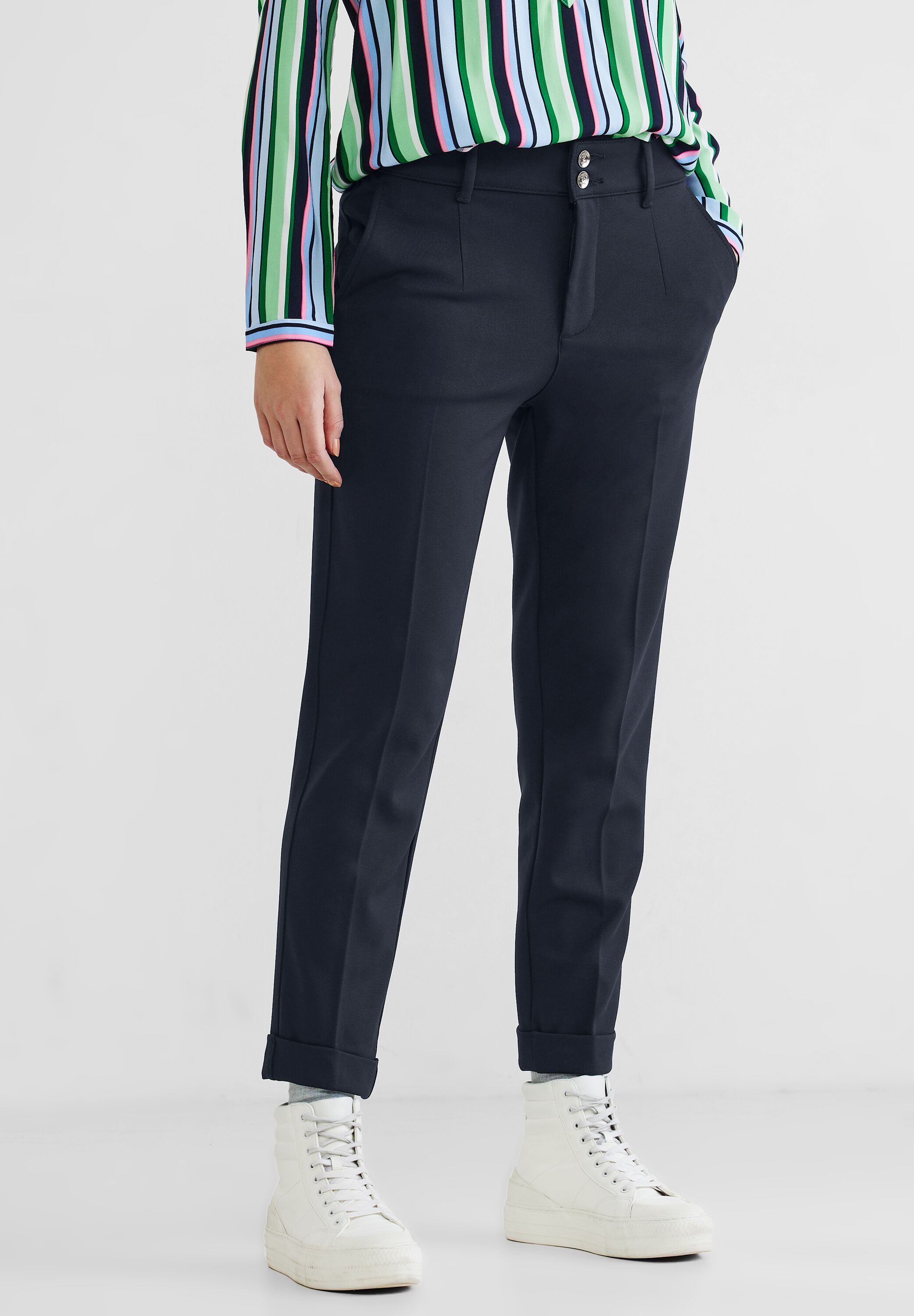 Casual Fit Chinohose