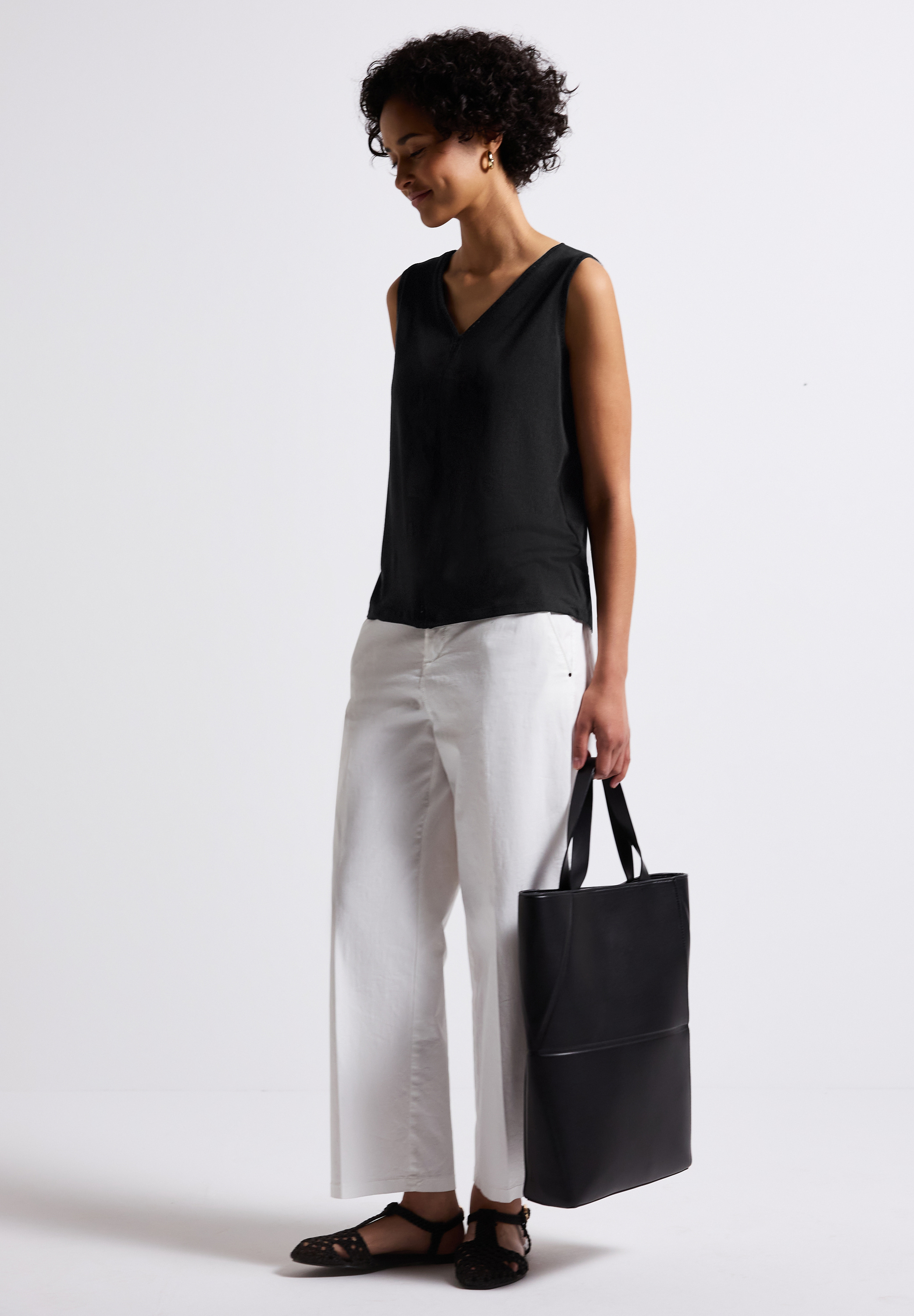 Jersey-Top mit Häkeldetails
