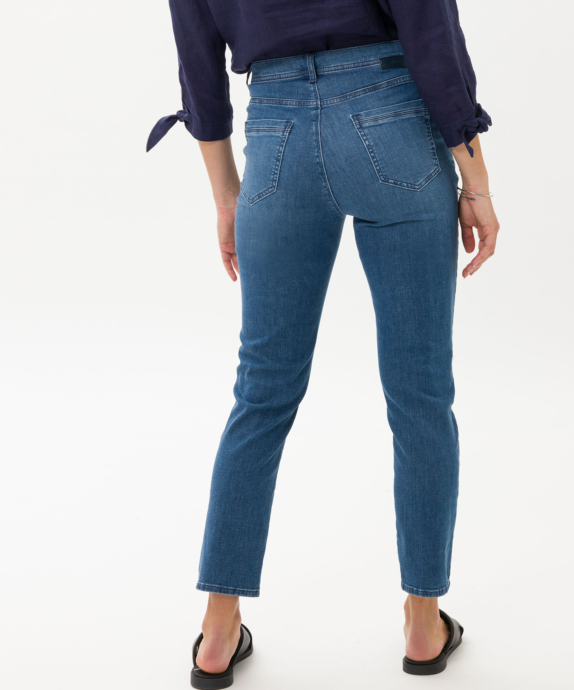 Style Mary S