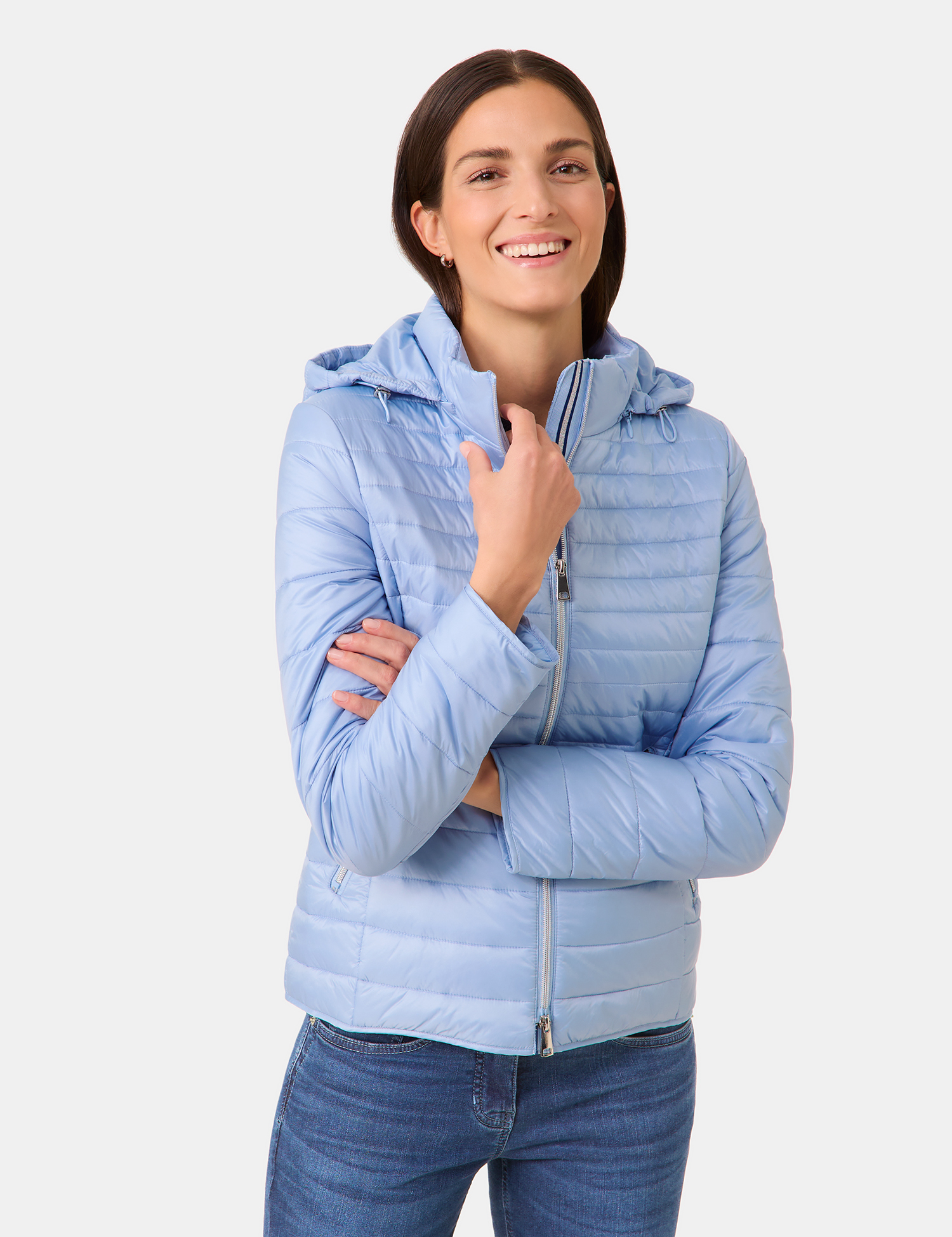 Steppjacke mit abnehmbarer Kapuze