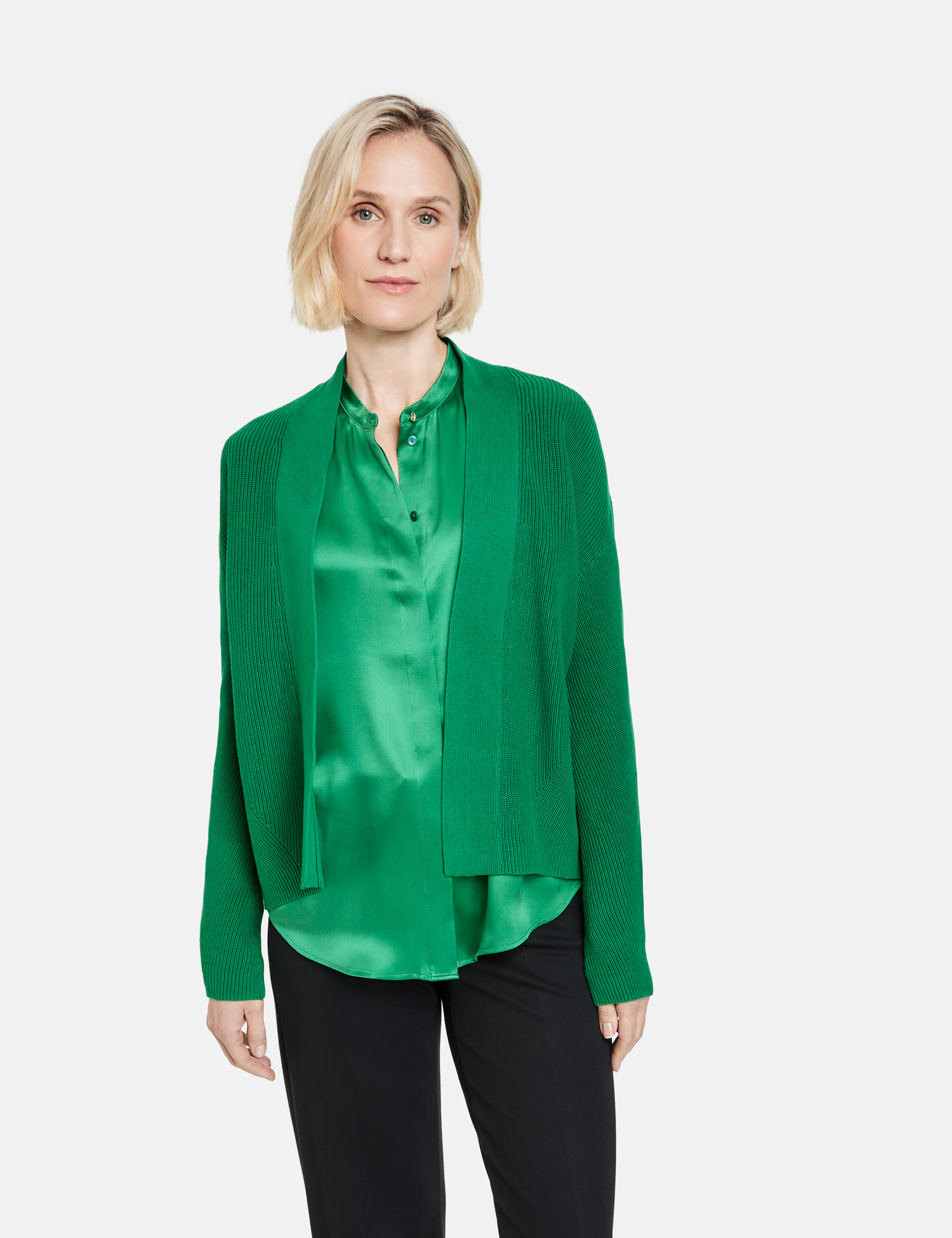 Offene Strickjacke