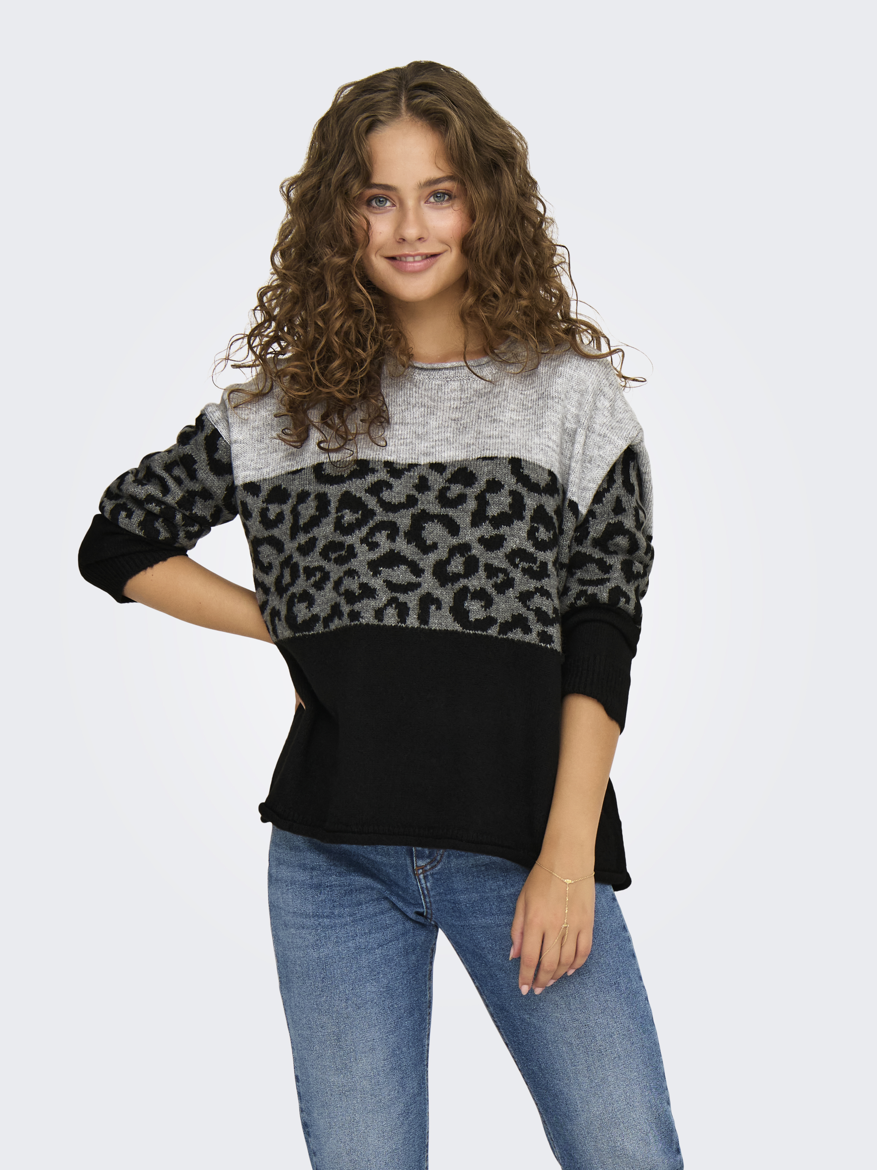 ONLJADE ANIMAL LS O-NECK KNT NOOS