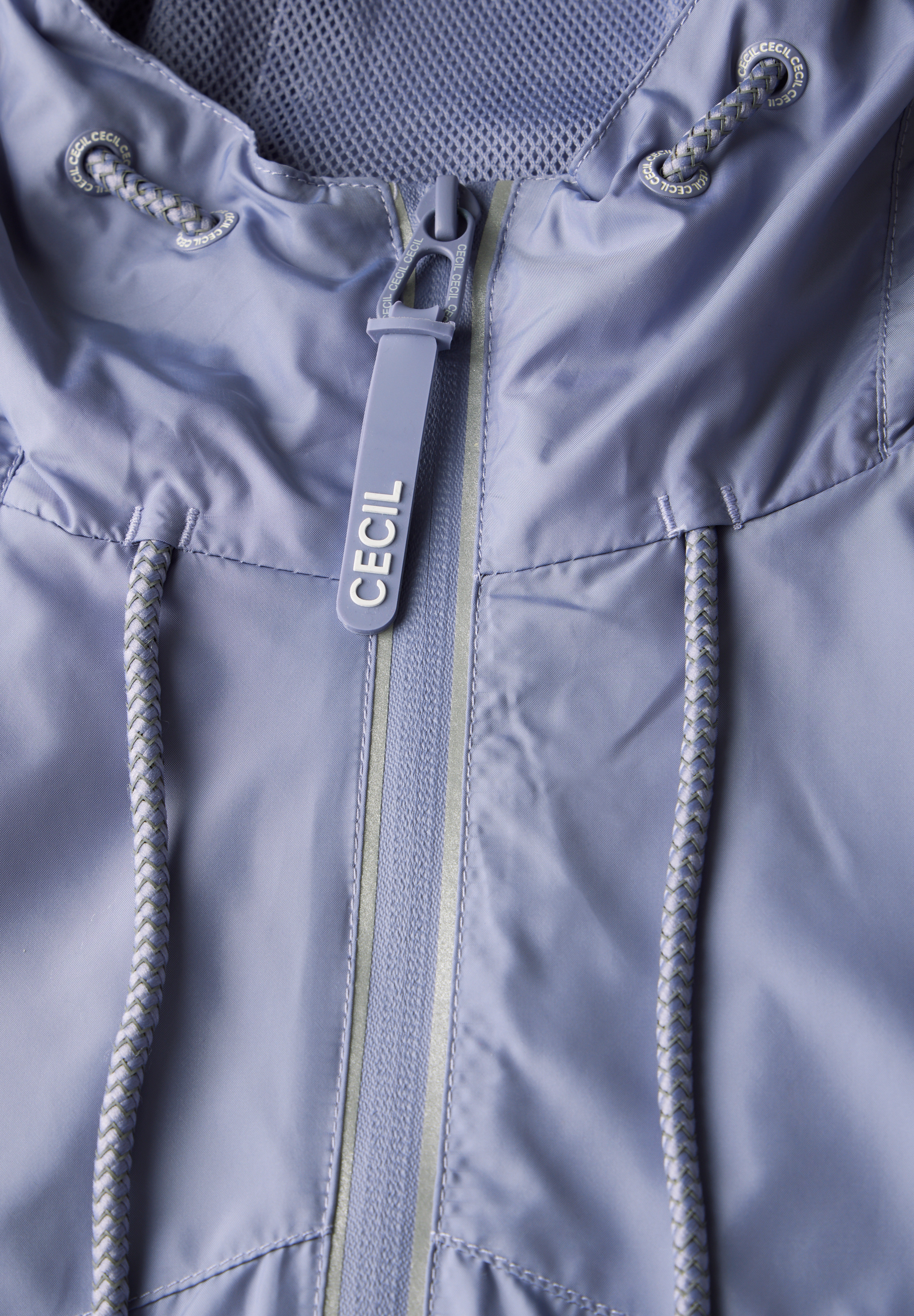 Windbreaker mit Taschen
