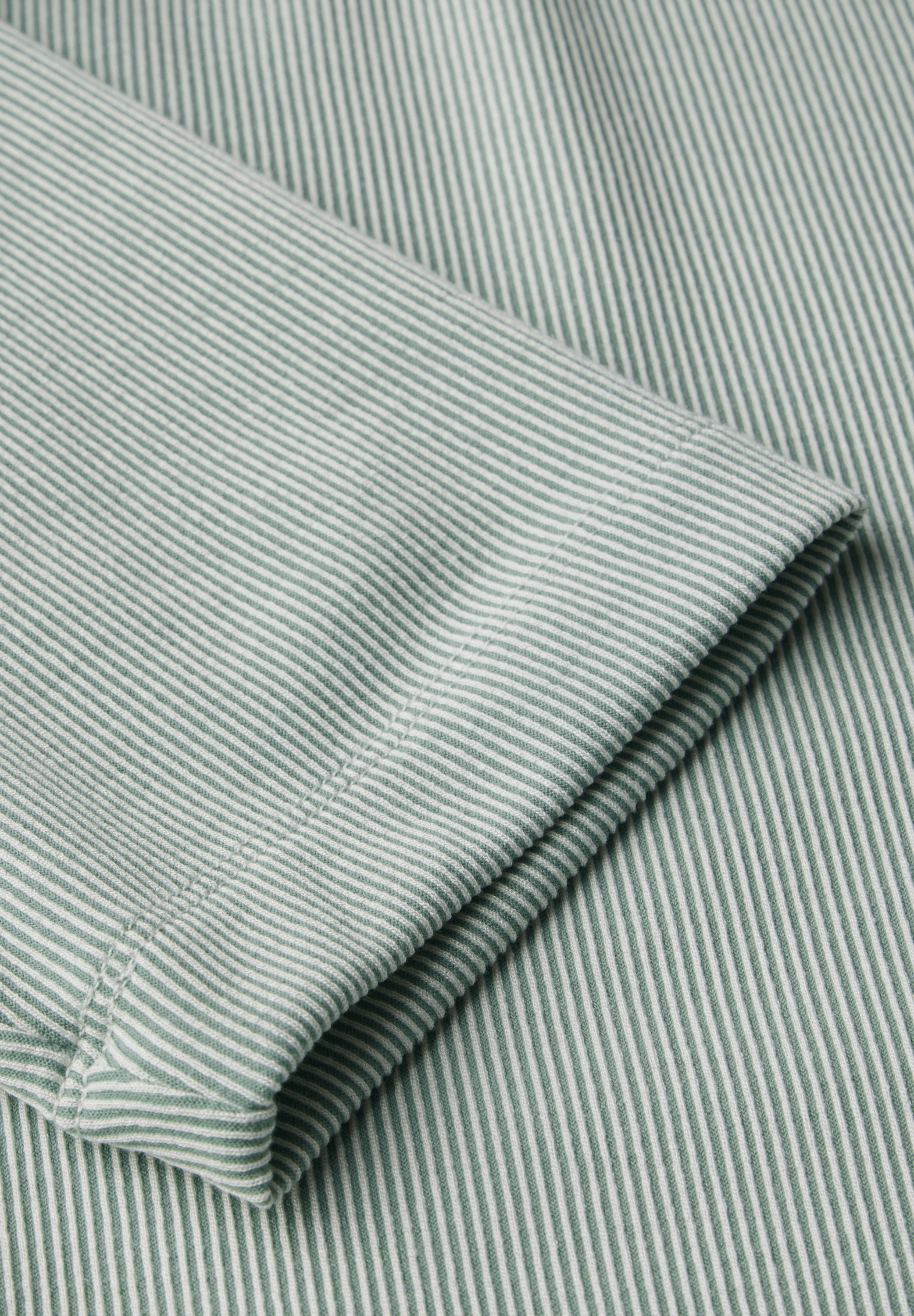 Gestreiftes Shirt