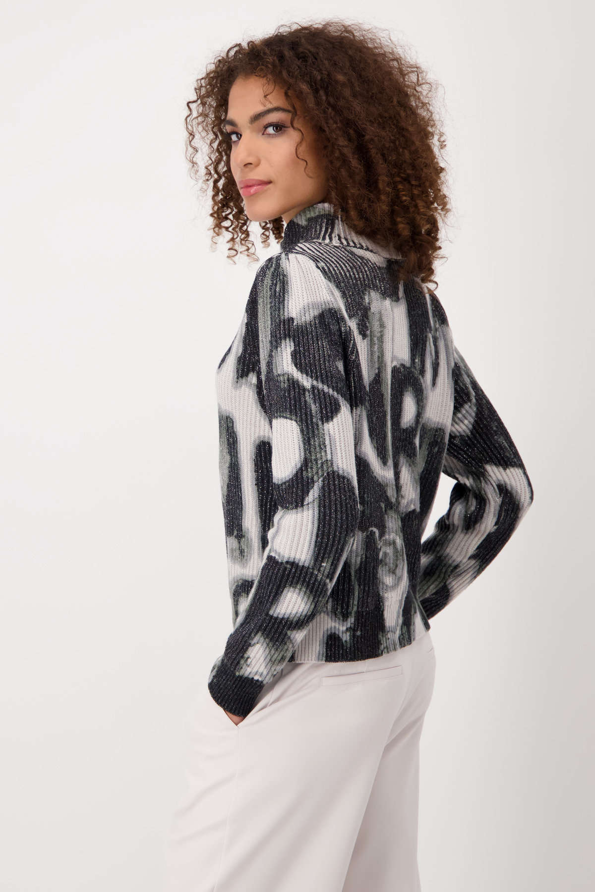Pullover