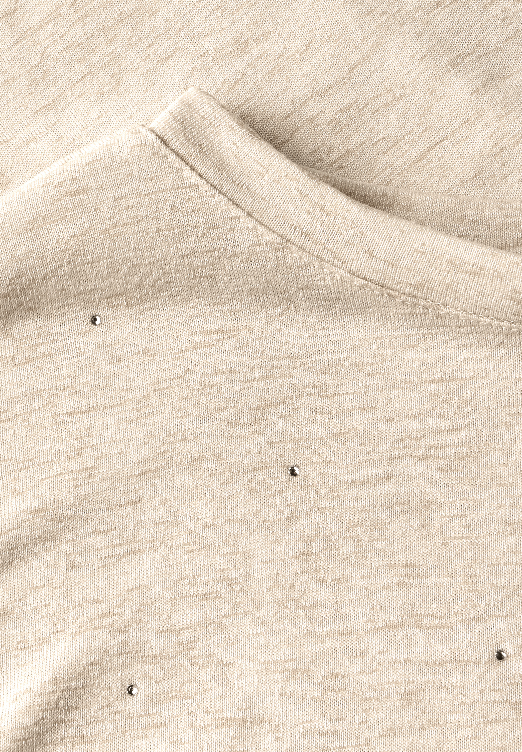 Shirt mit Dekosteinen