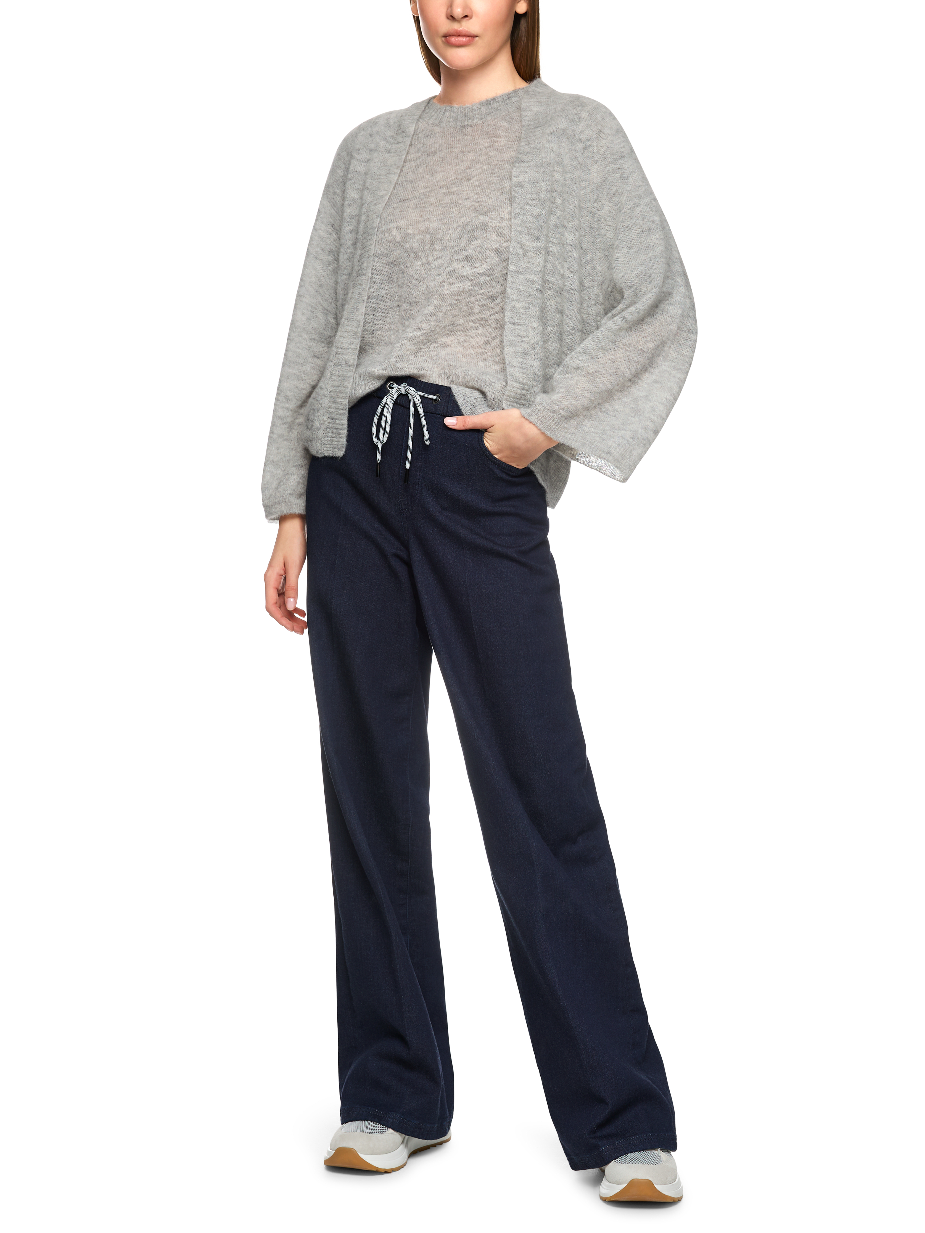 Leichter Cardigan Knitted in Germany