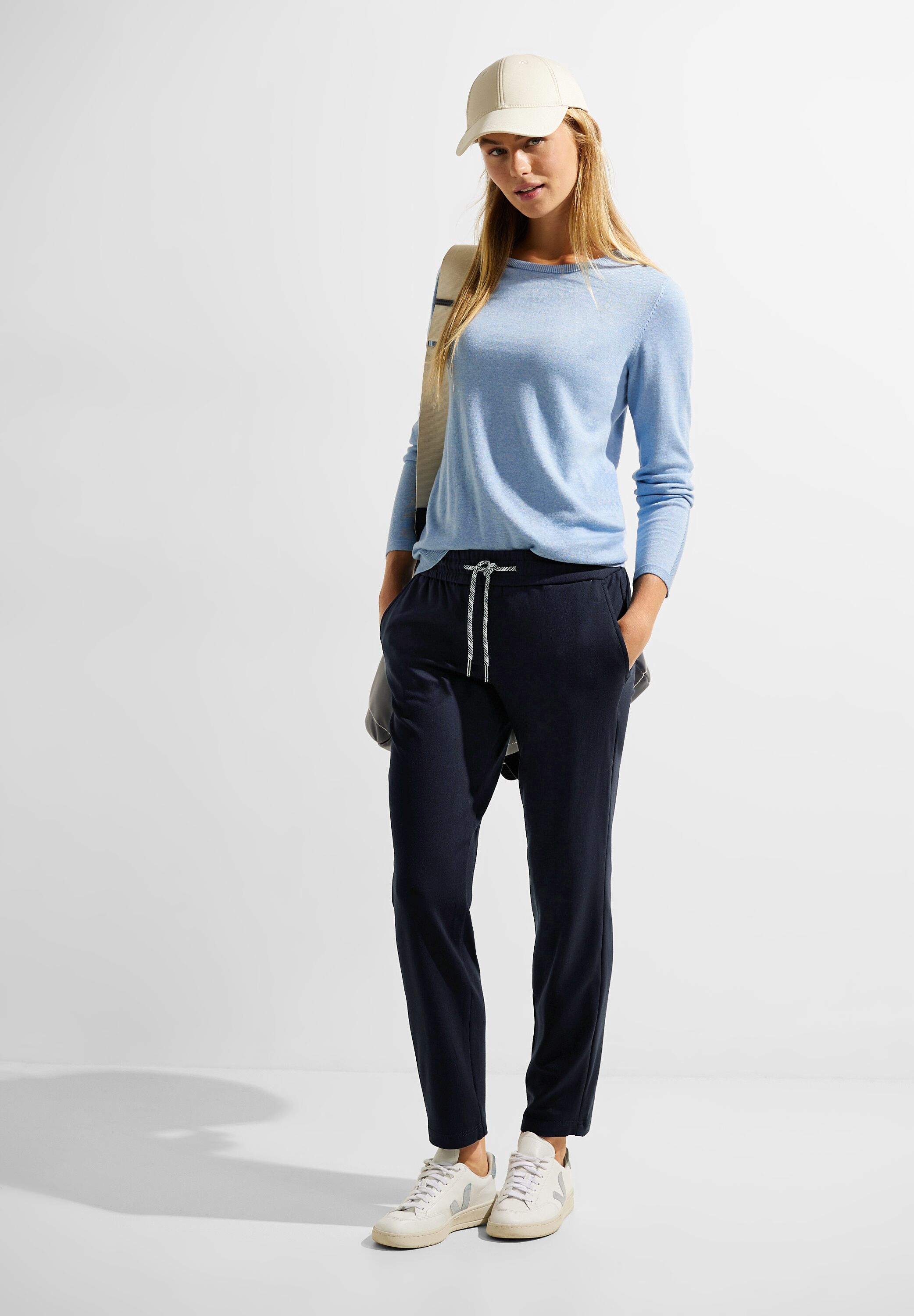 Casual Fit Jersey Hose