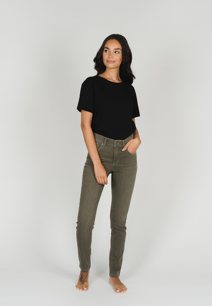 Skinny