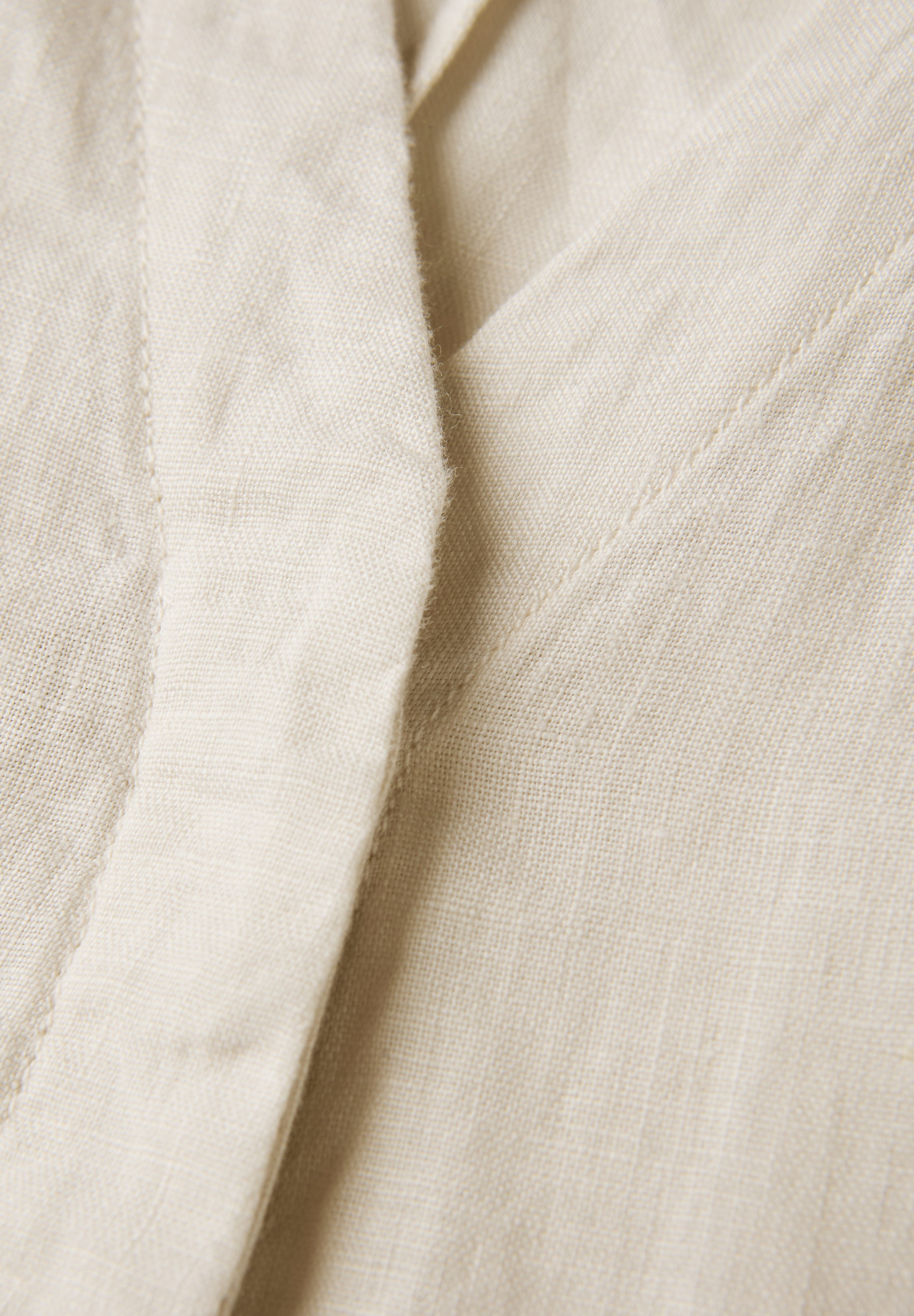 Kurzarmkleid aus Leinen