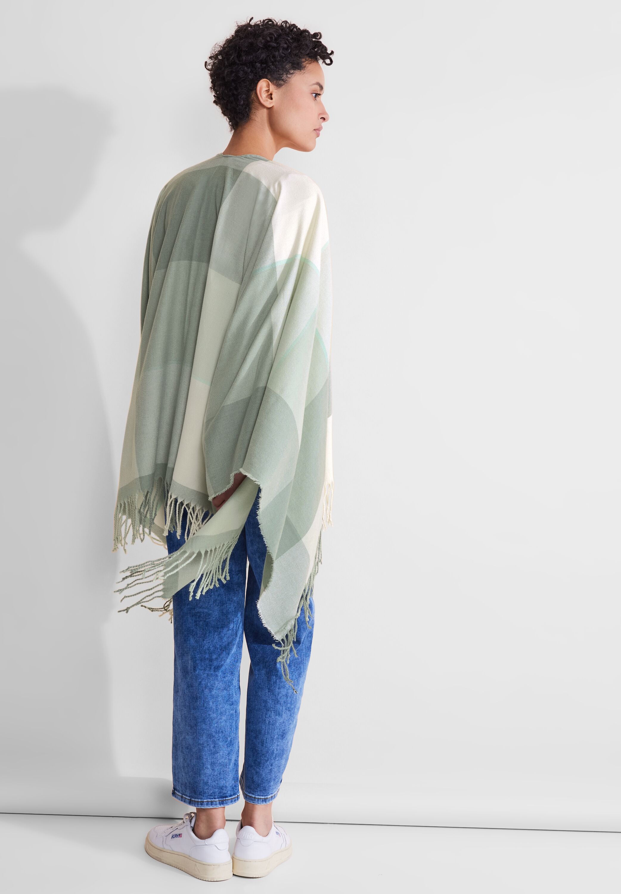 Karo Sommer Cape