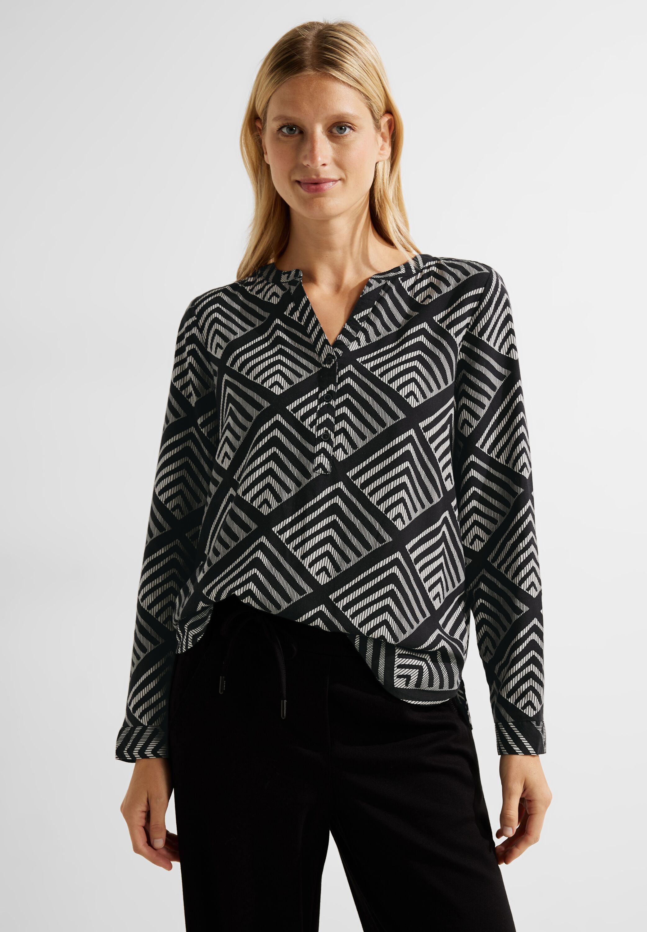 Bluse mit Ornamentprint