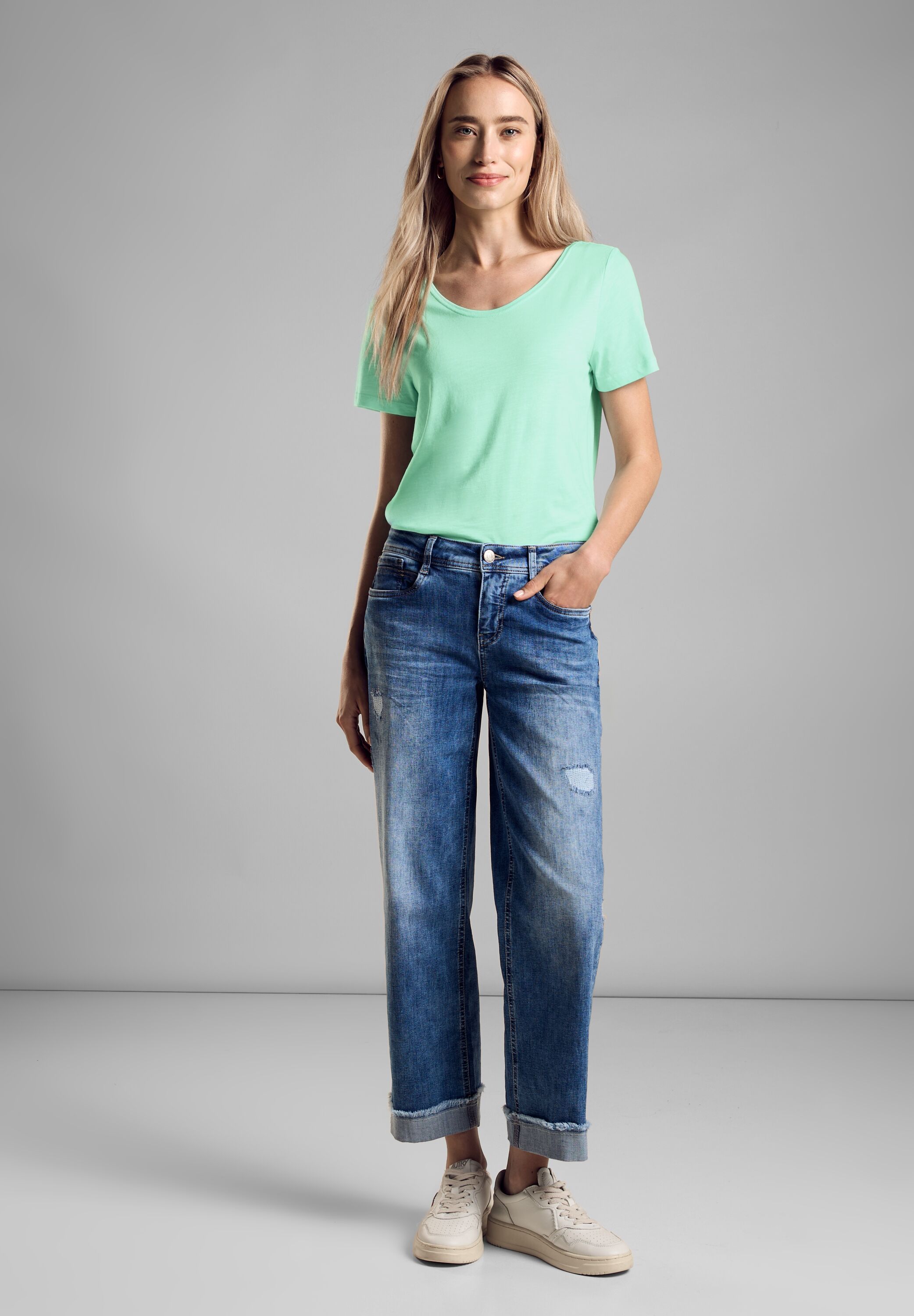 Basic T-Shirt