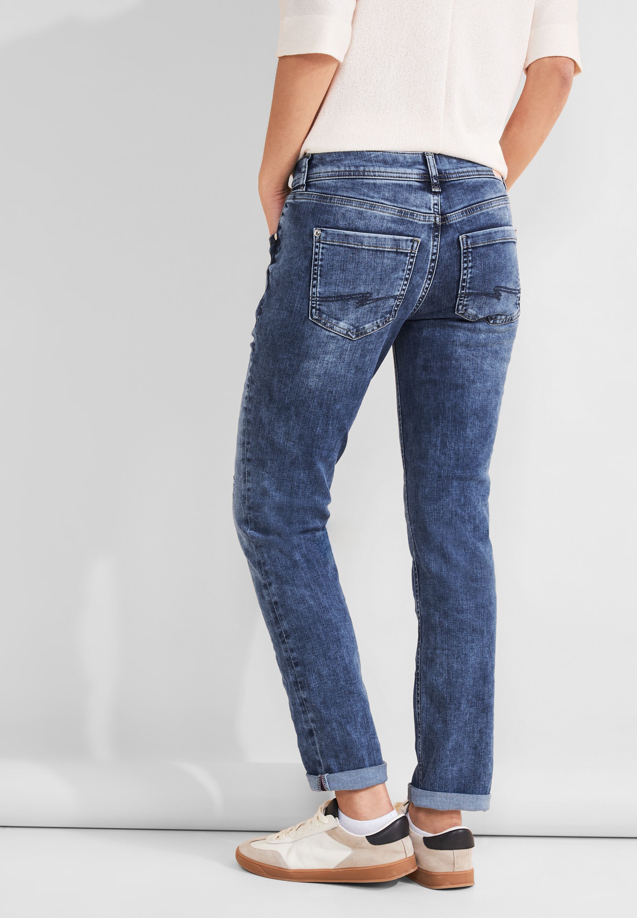 Casual Fit Jeans