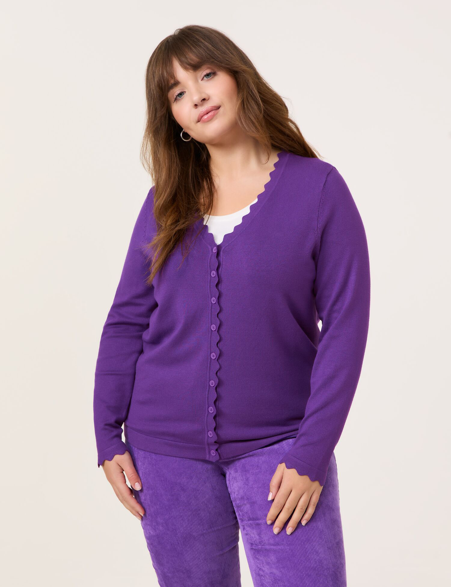 Basic Strickjacke mit Wellenkanten