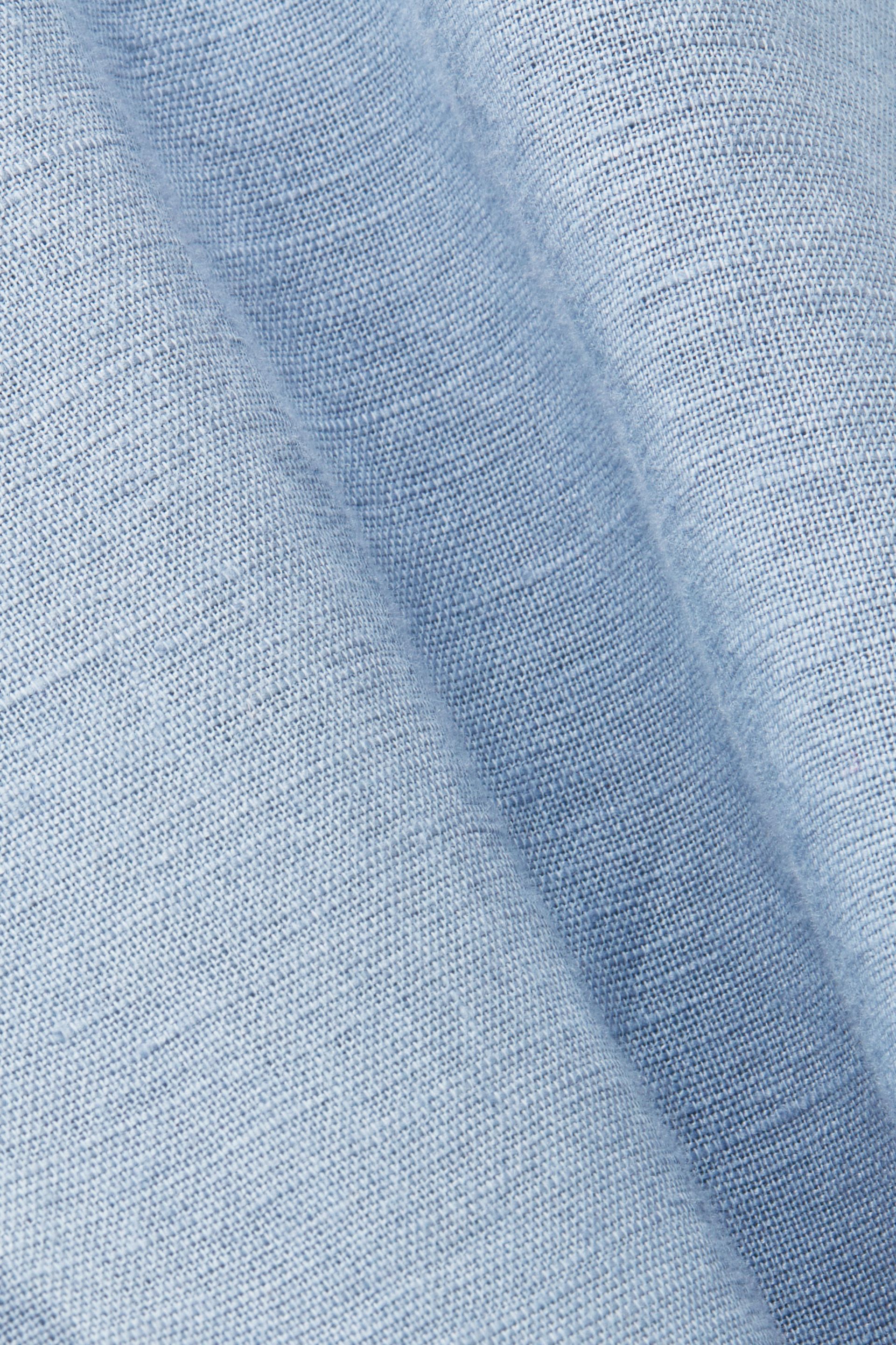 Bluse mit Tropfenverschluss