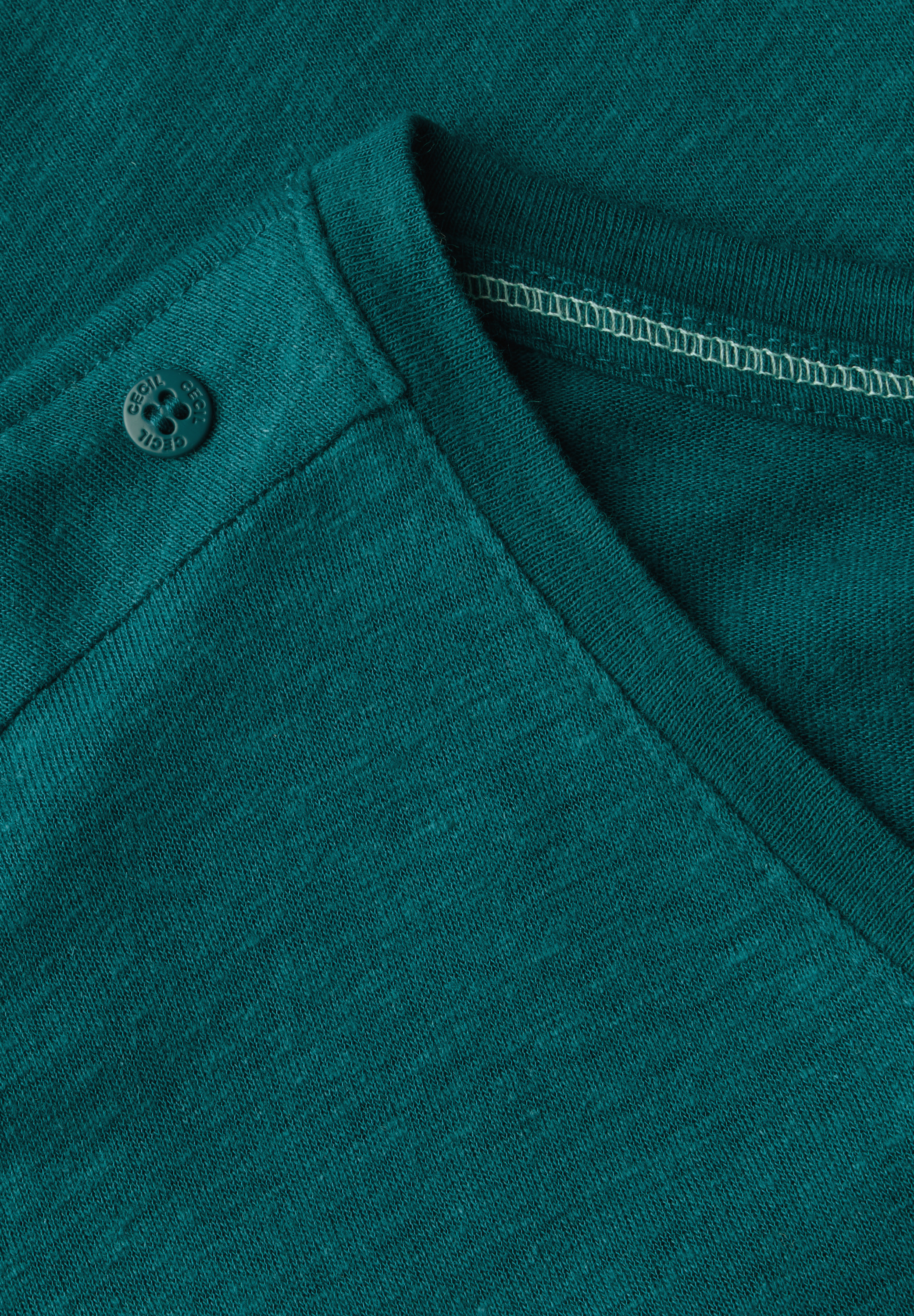 T-Shirt mit Knopfdetail