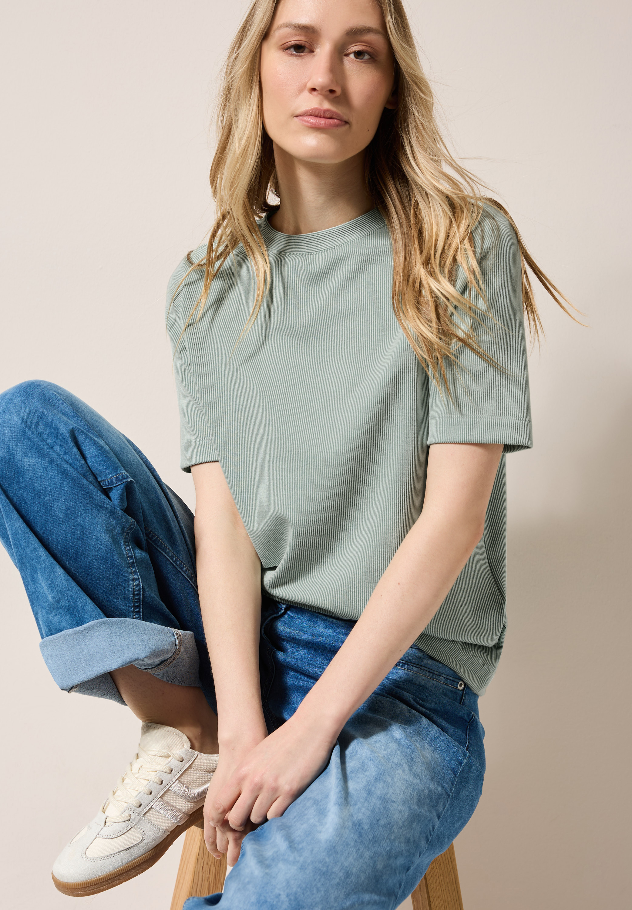 Gestreiftes Shirt