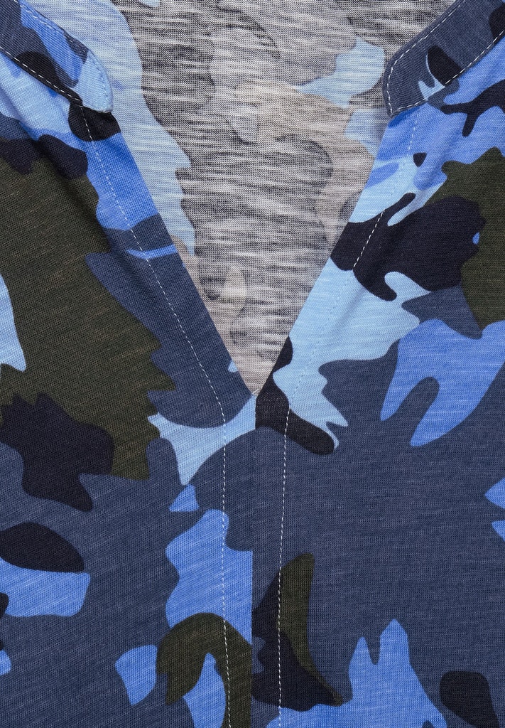 Shirt mit Tarnmuster